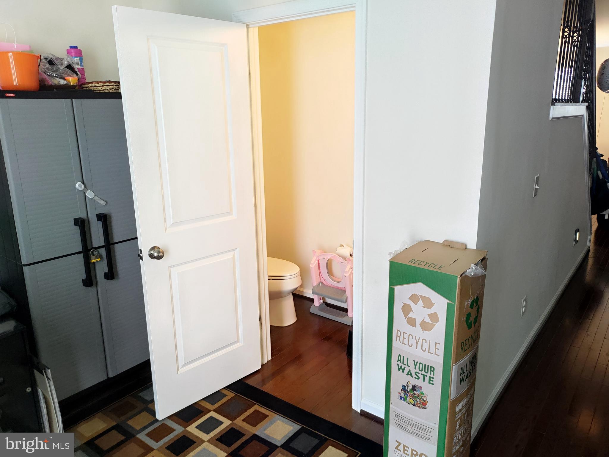 GATEWAY COMMONS - Residential Lease