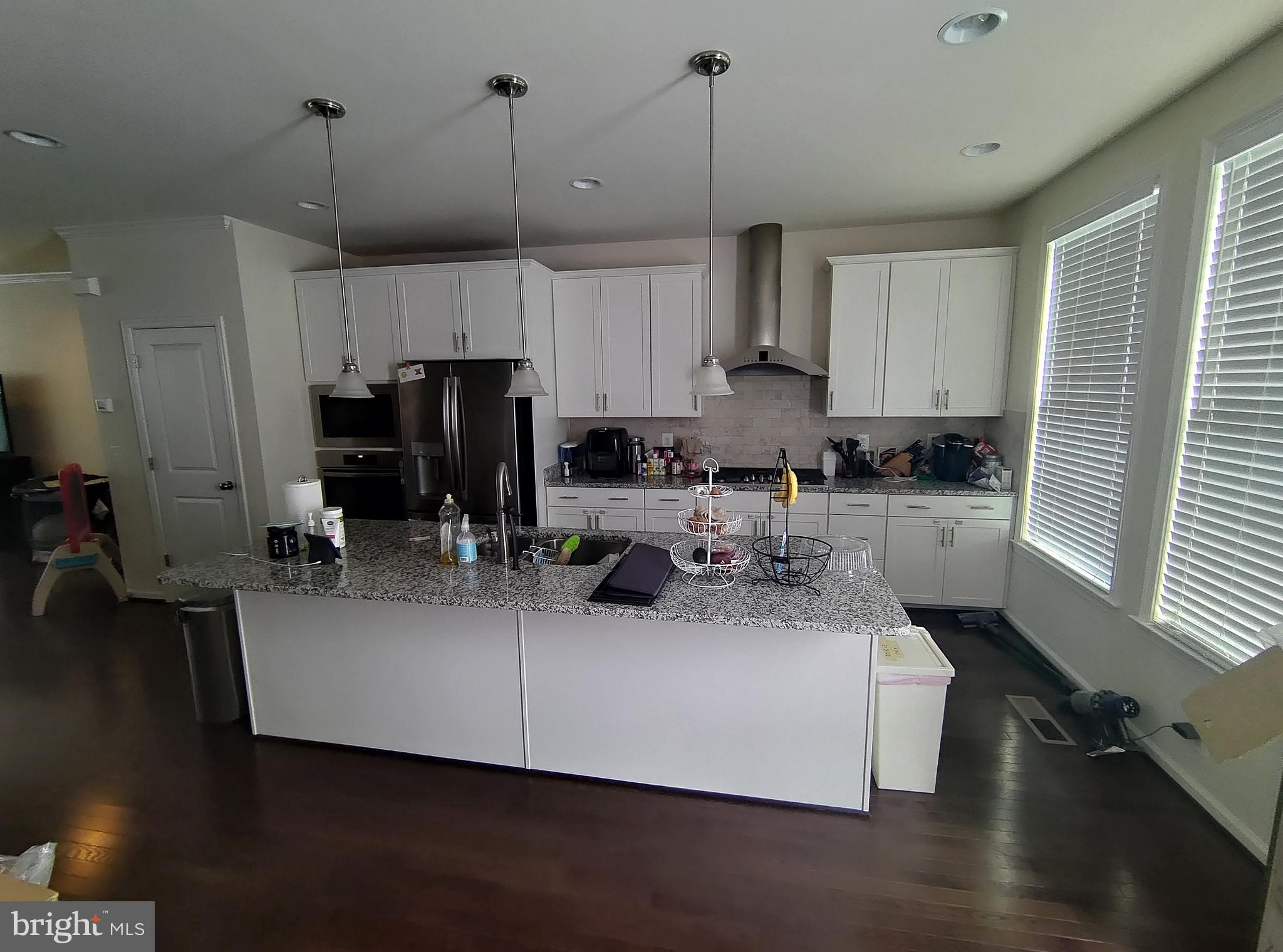 GATEWAY COMMONS - Residential Lease