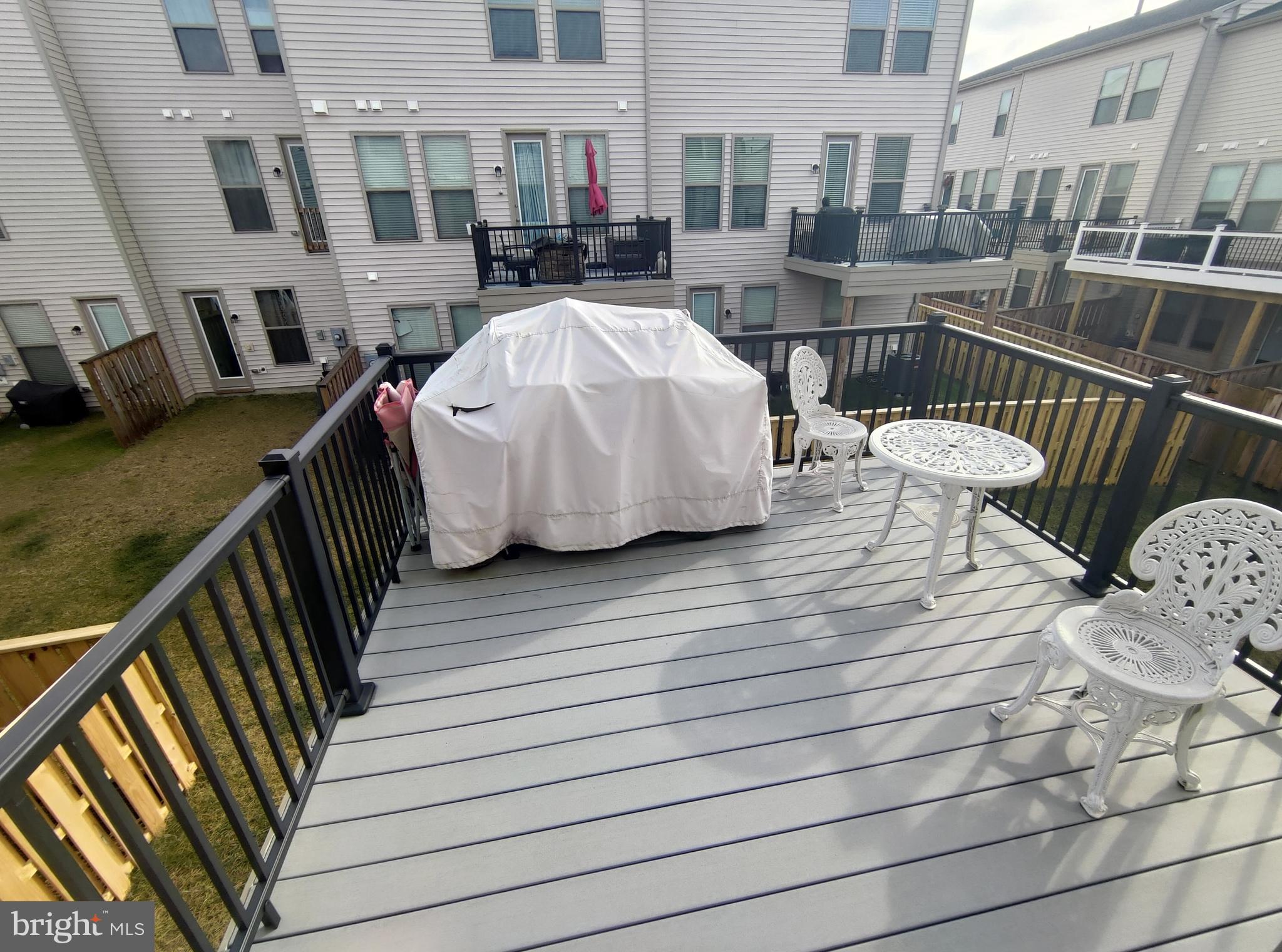 GATEWAY COMMONS - Residential Lease