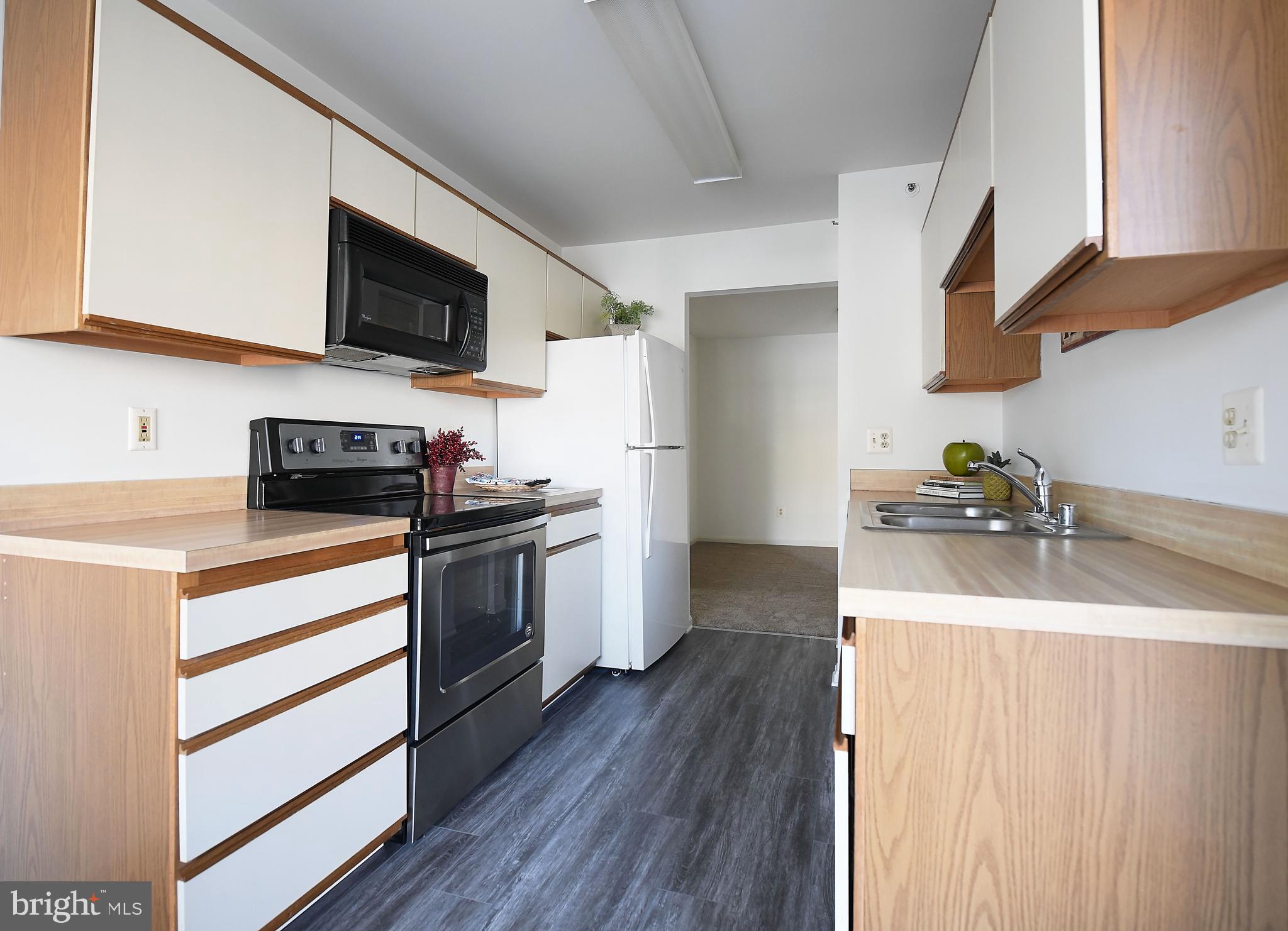 THE POINTE - Residential