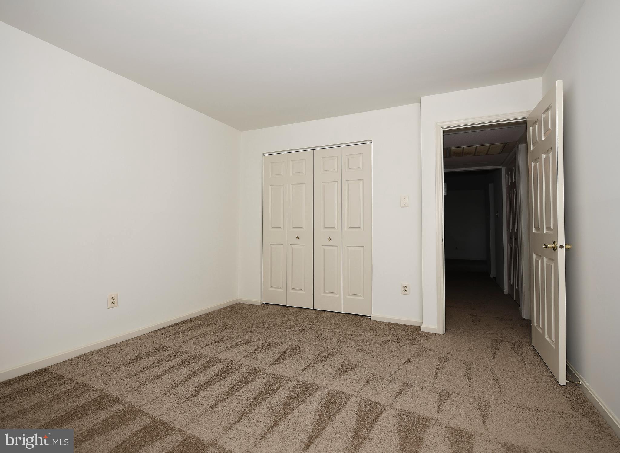 THE POINTE - Residential