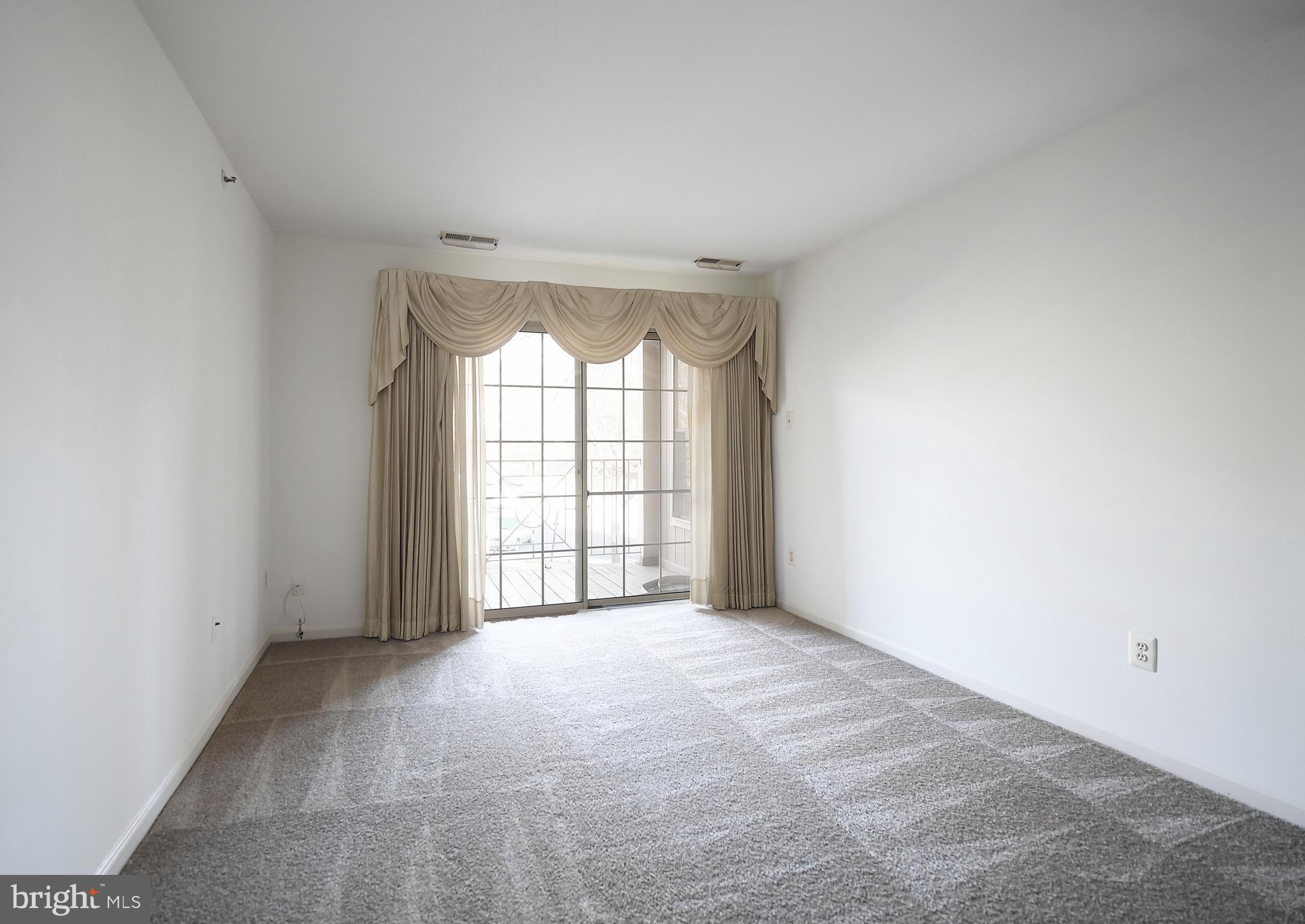 THE POINTE - Residential