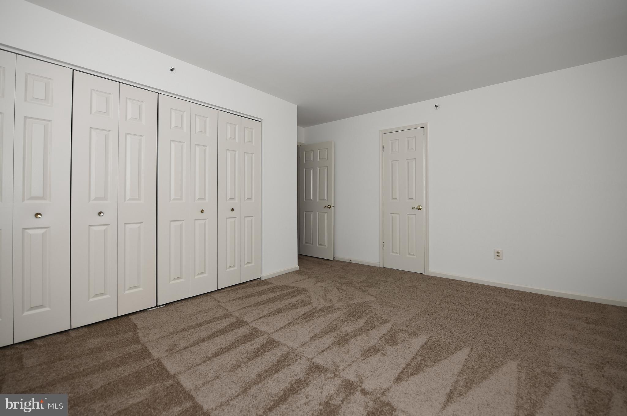 THE POINTE - Residential