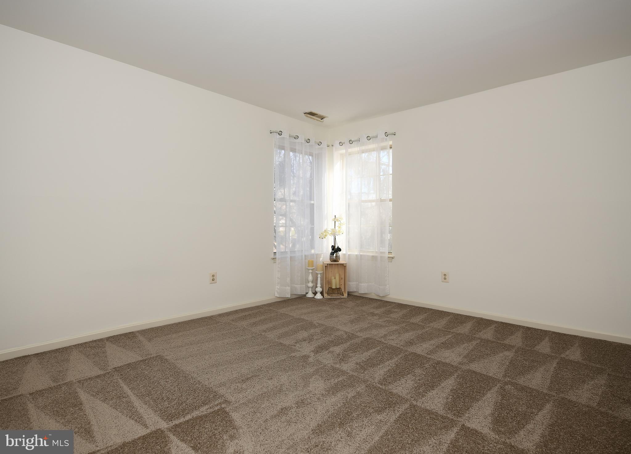 THE POINTE - Residential