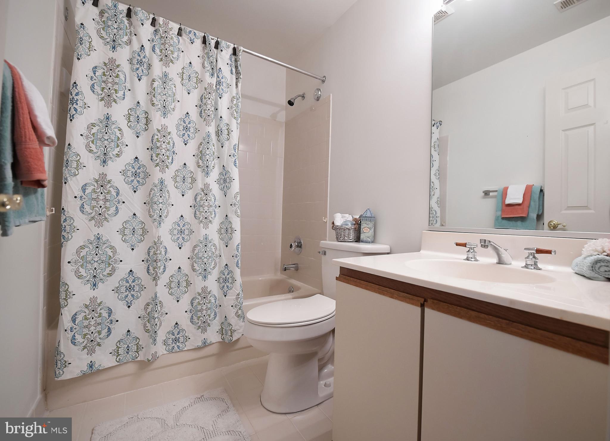 THE POINTE - Residential