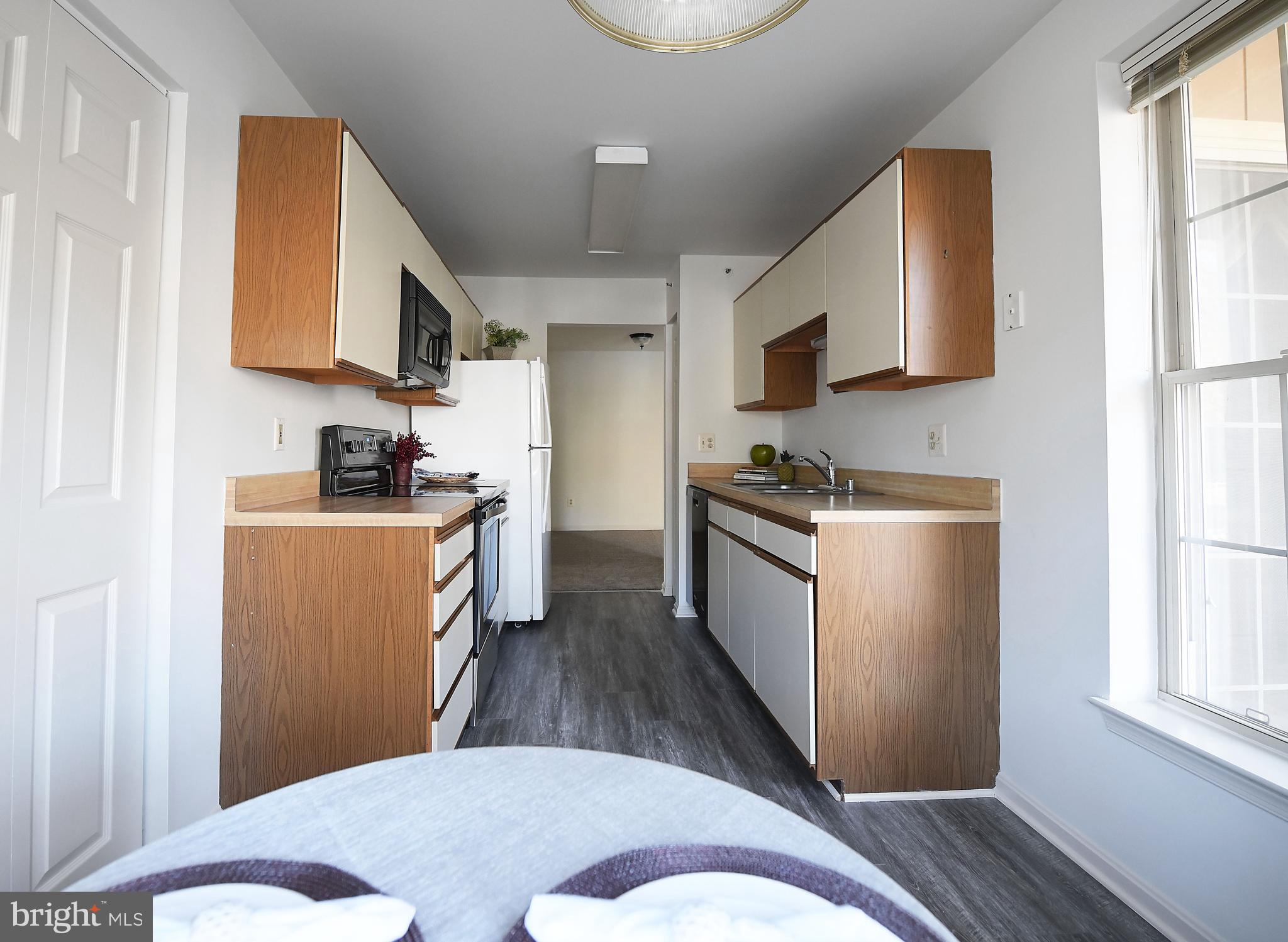 THE POINTE - Residential