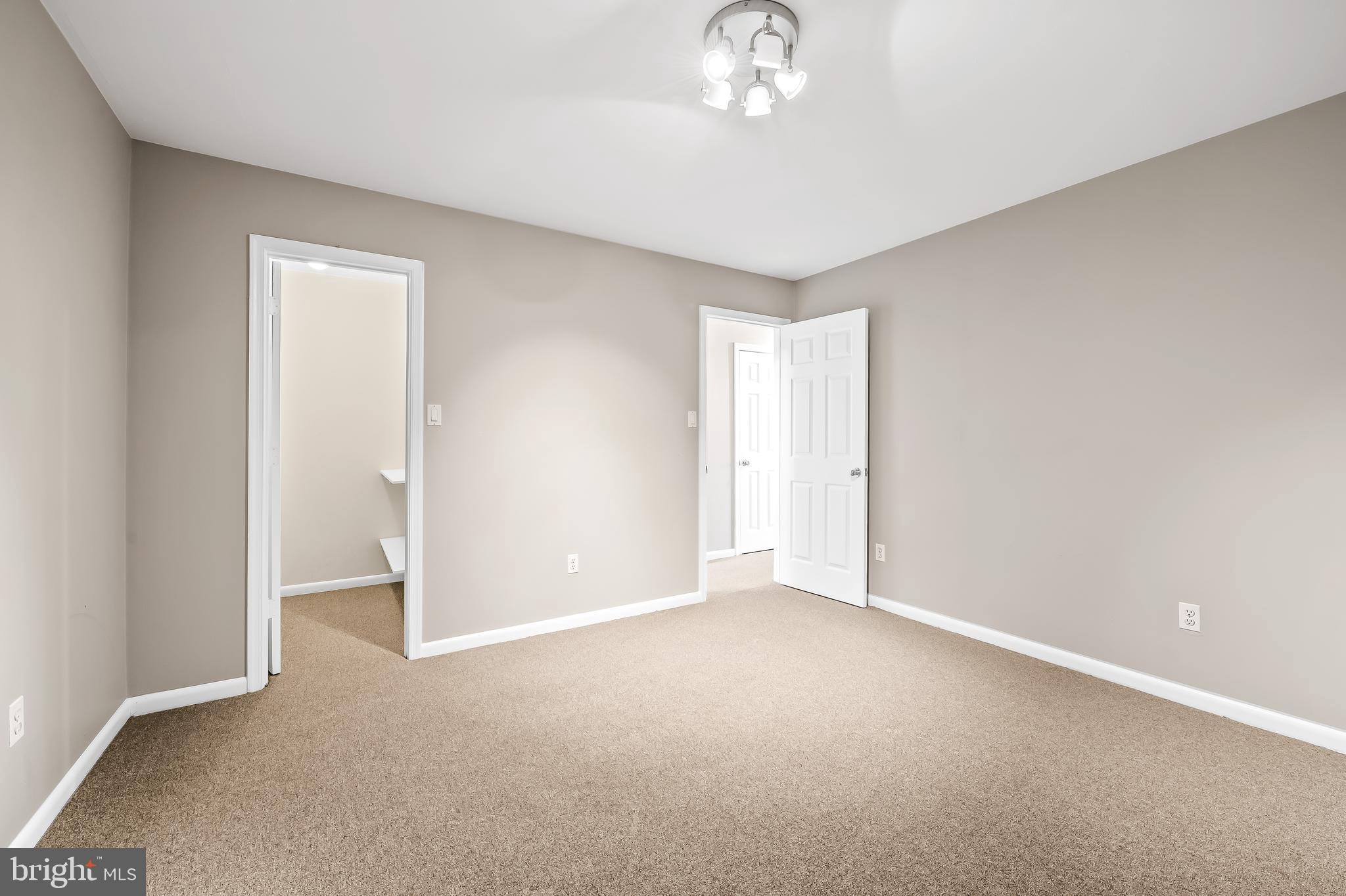 LOVETON FARMS - Residential