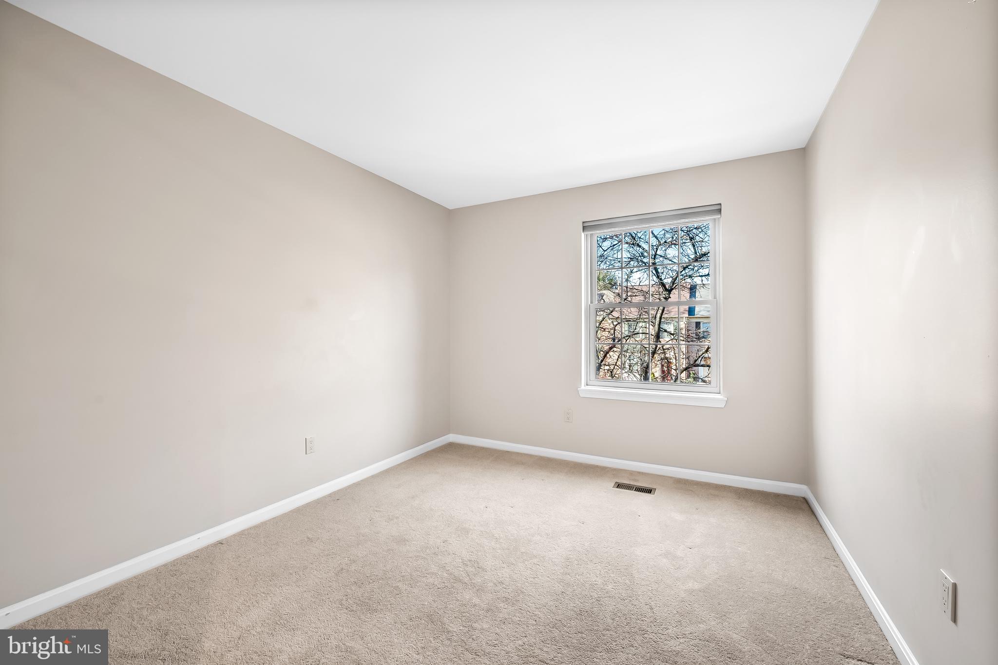 LOVETON FARMS - Residential