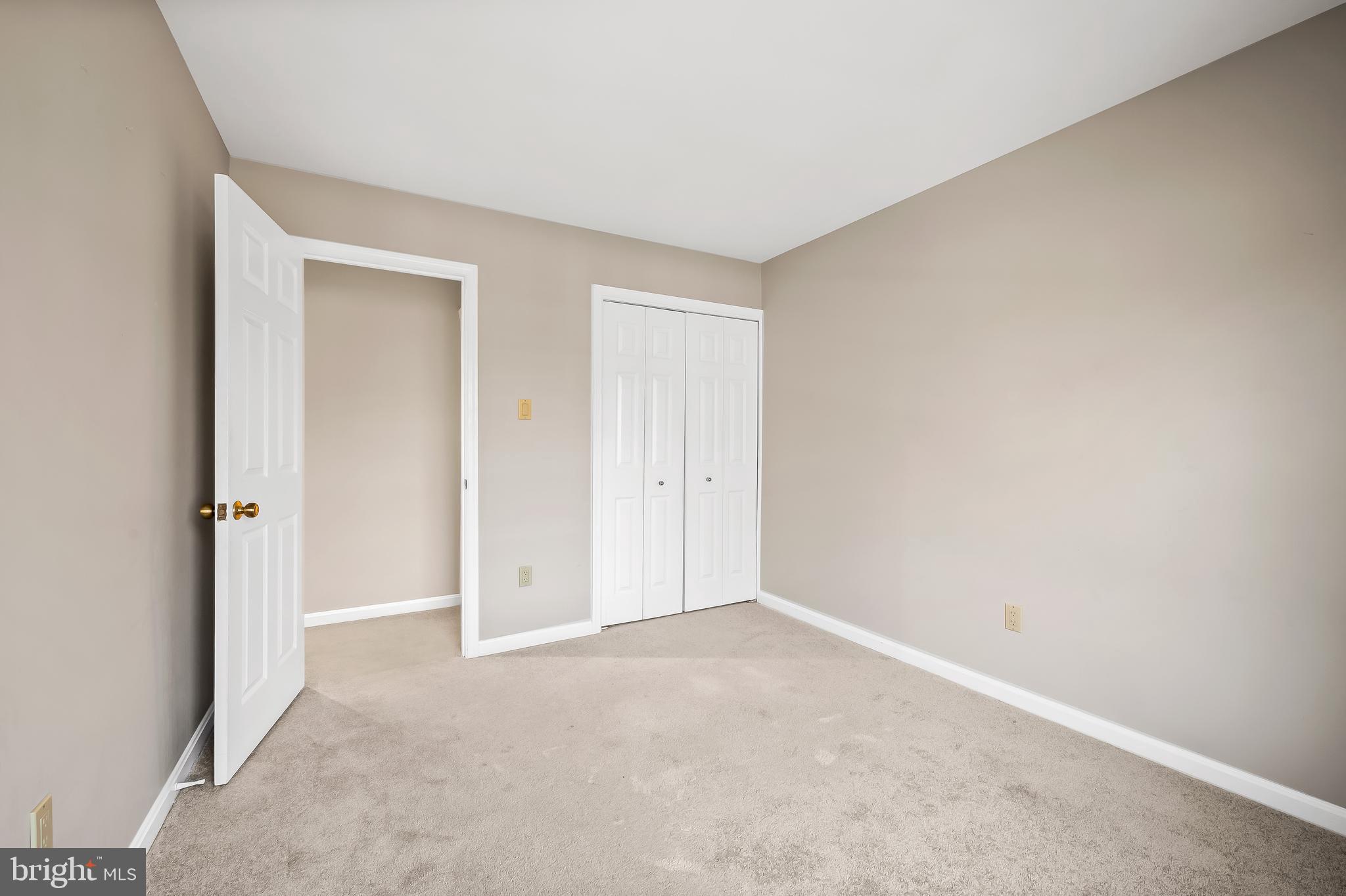 LOVETON FARMS - Residential