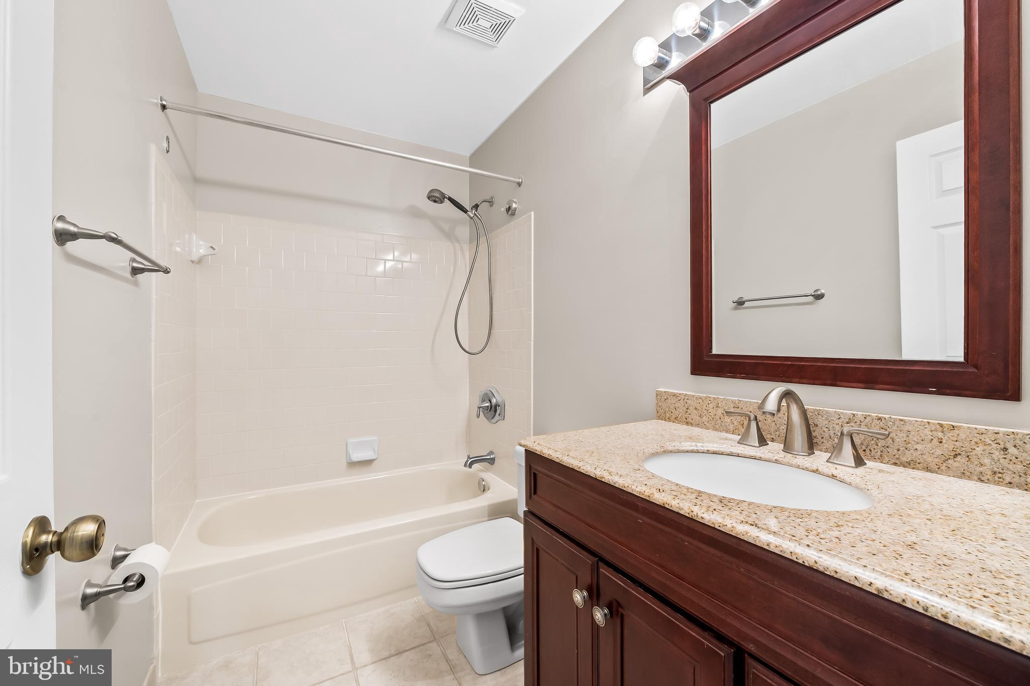 LOVETON FARMS - Residential