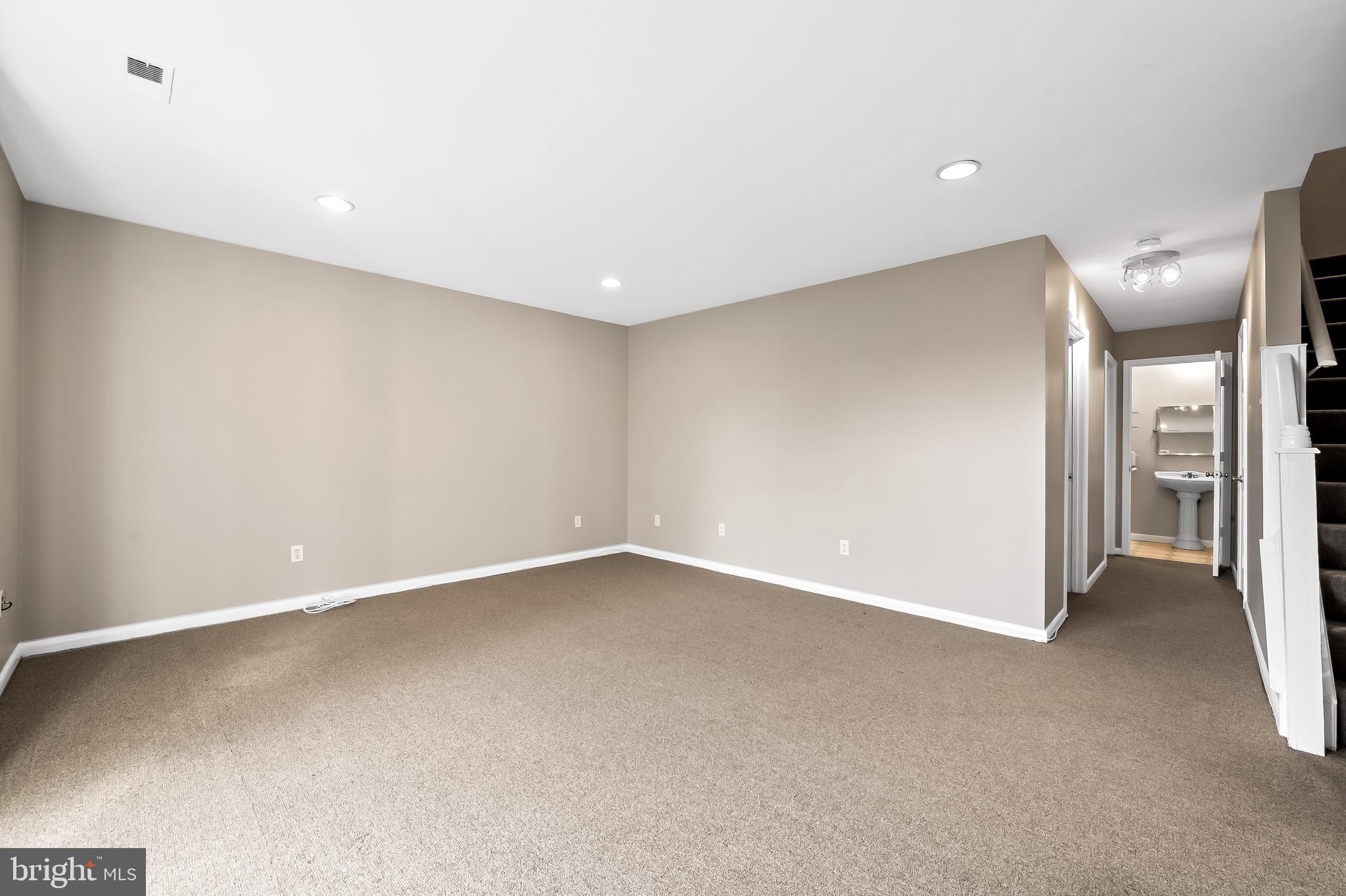 LOVETON FARMS - Residential