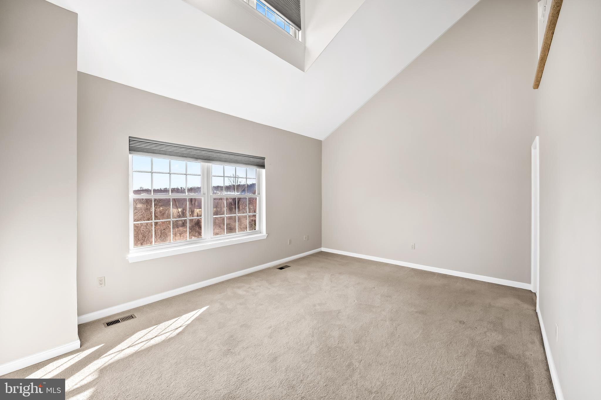 LOVETON FARMS - Residential