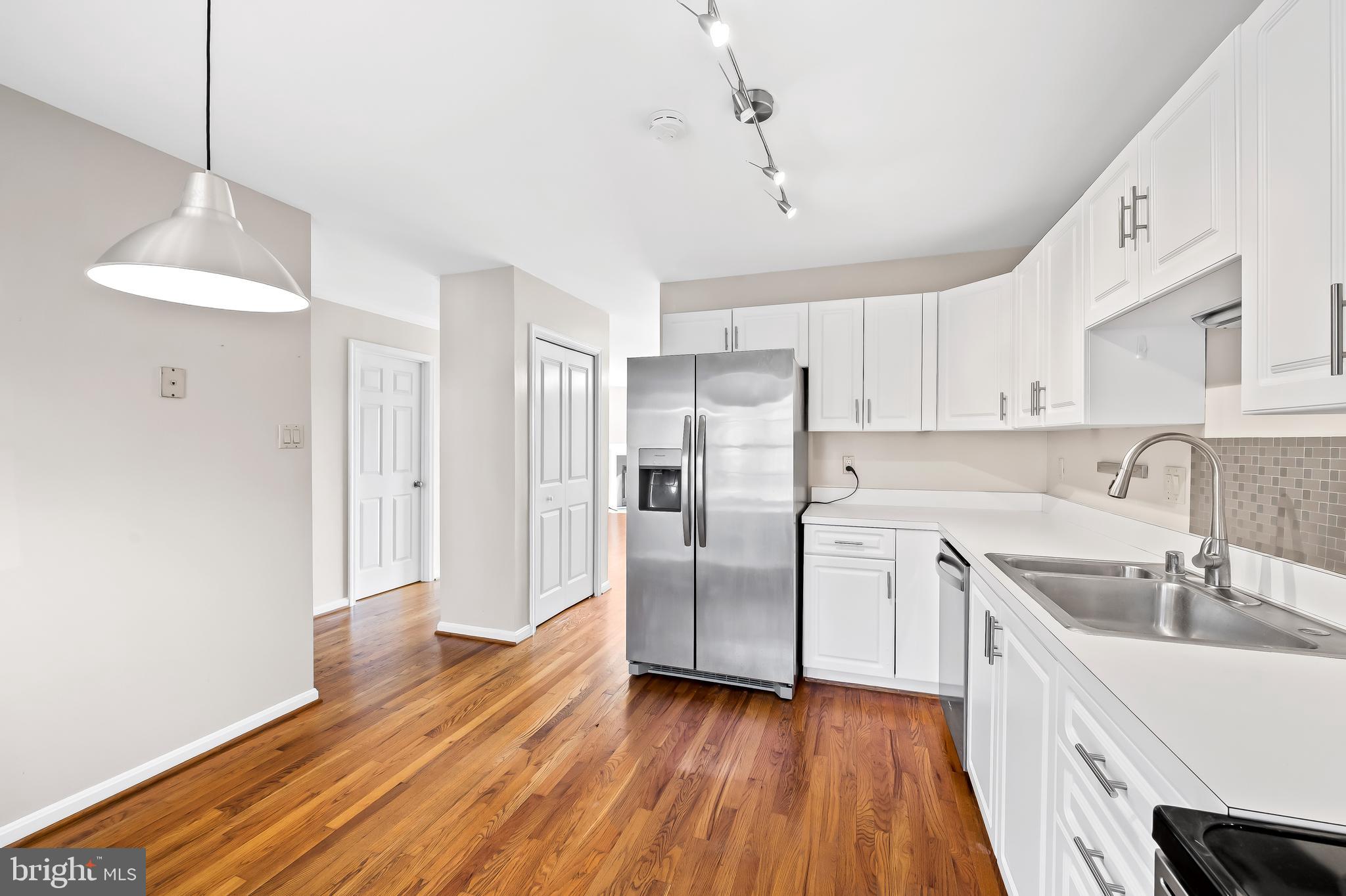 LOVETON FARMS - Residential