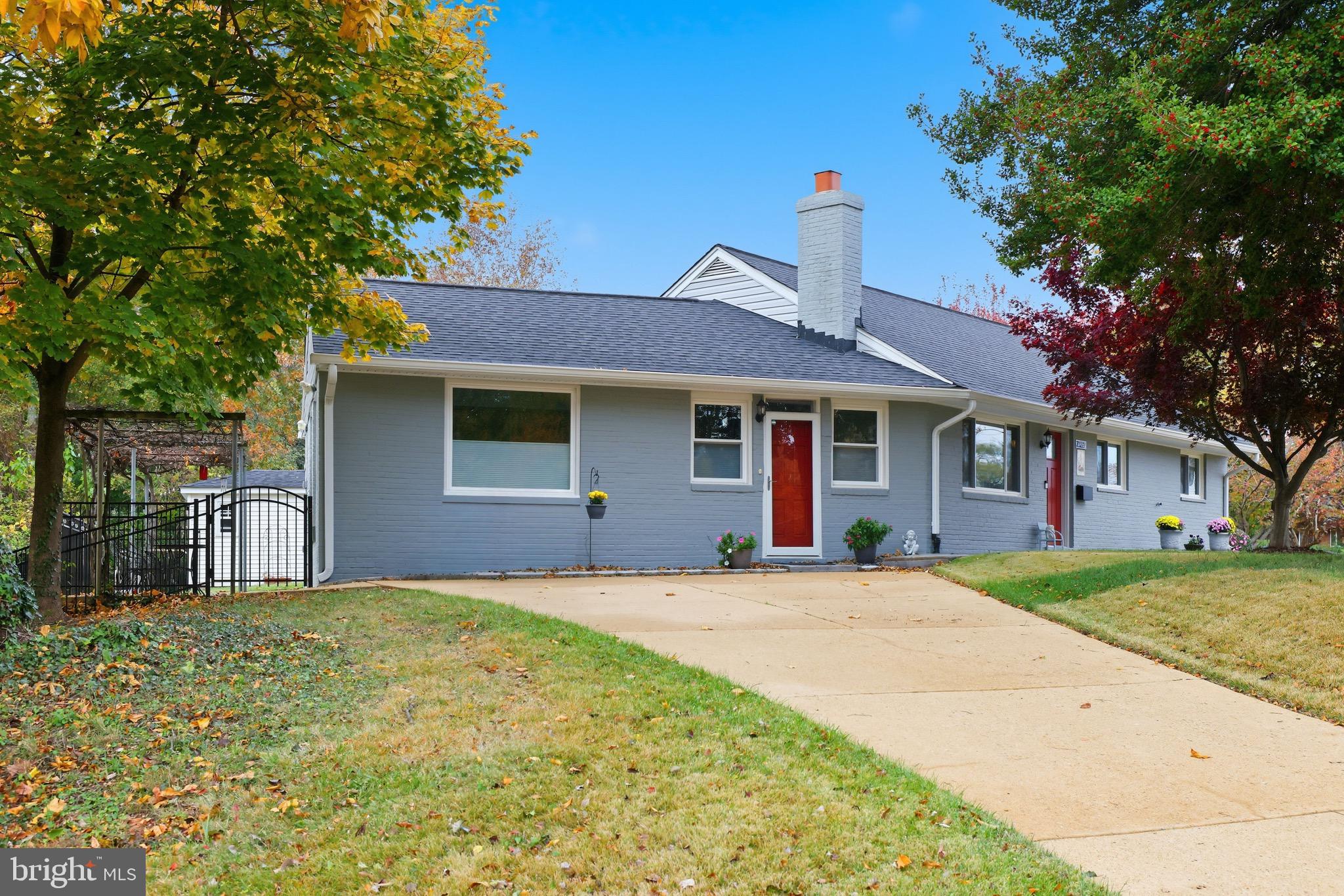 BROYHILL PARK - Residential Lease