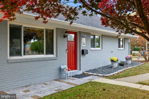 7137 MURRAY LANE ANNANDALE VA 22003