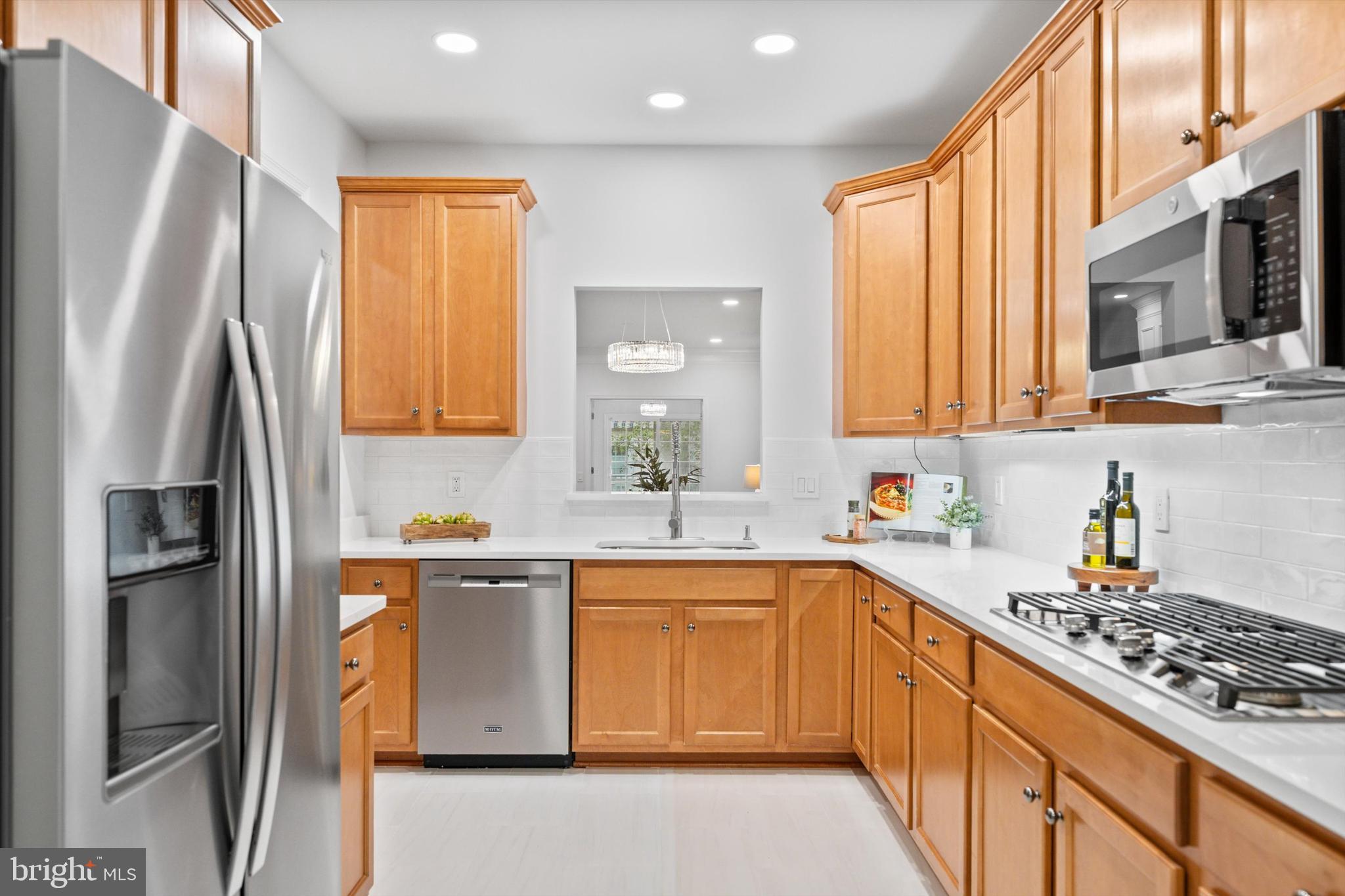 8897 WHITE ORCHID PLACE