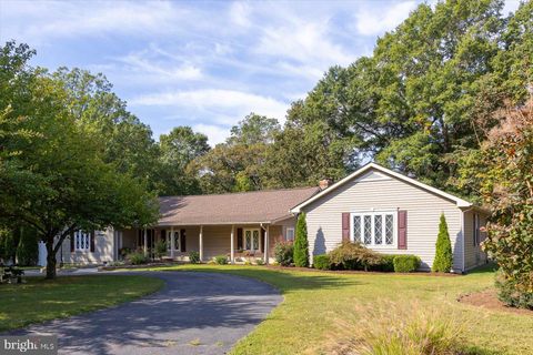 Photo of 54 Hudson Road, FREDERICKSBURG, VA 22405 (MLS # VAST2045952)