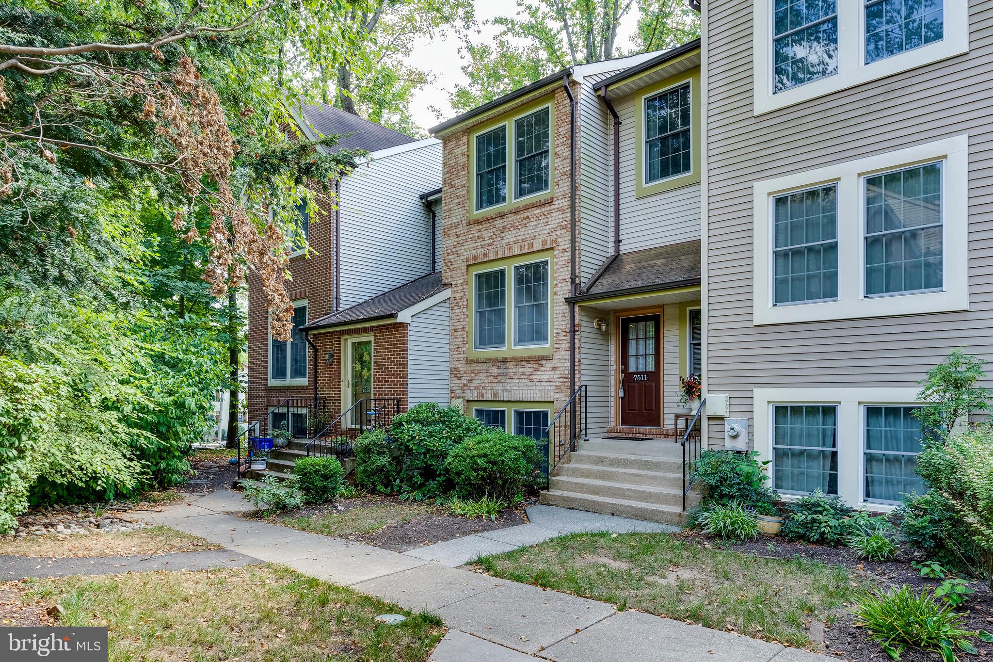 VILLAGE OF OWEN BROWN - Residential