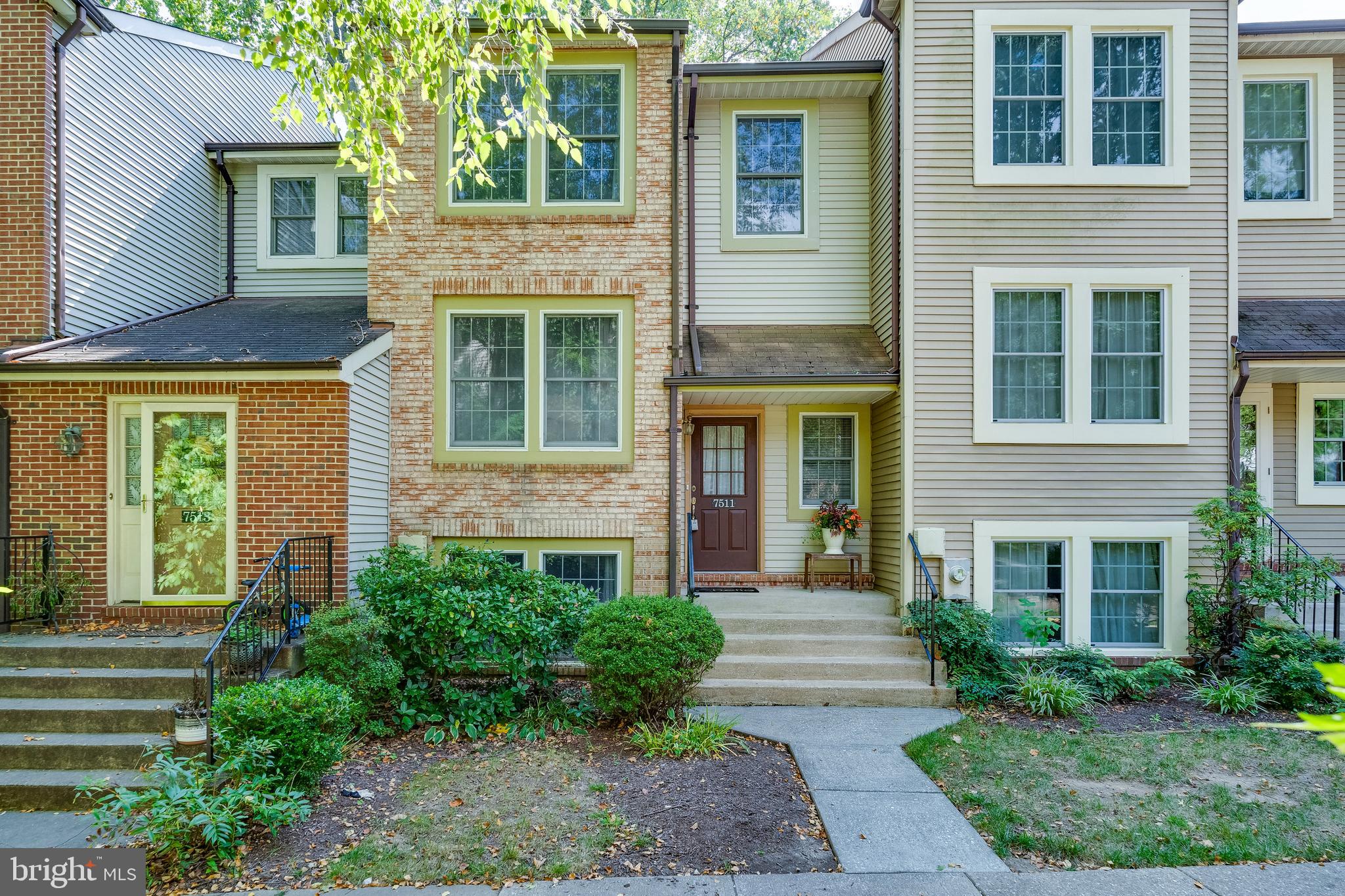 VILLAGE OF OWEN BROWN - Residential