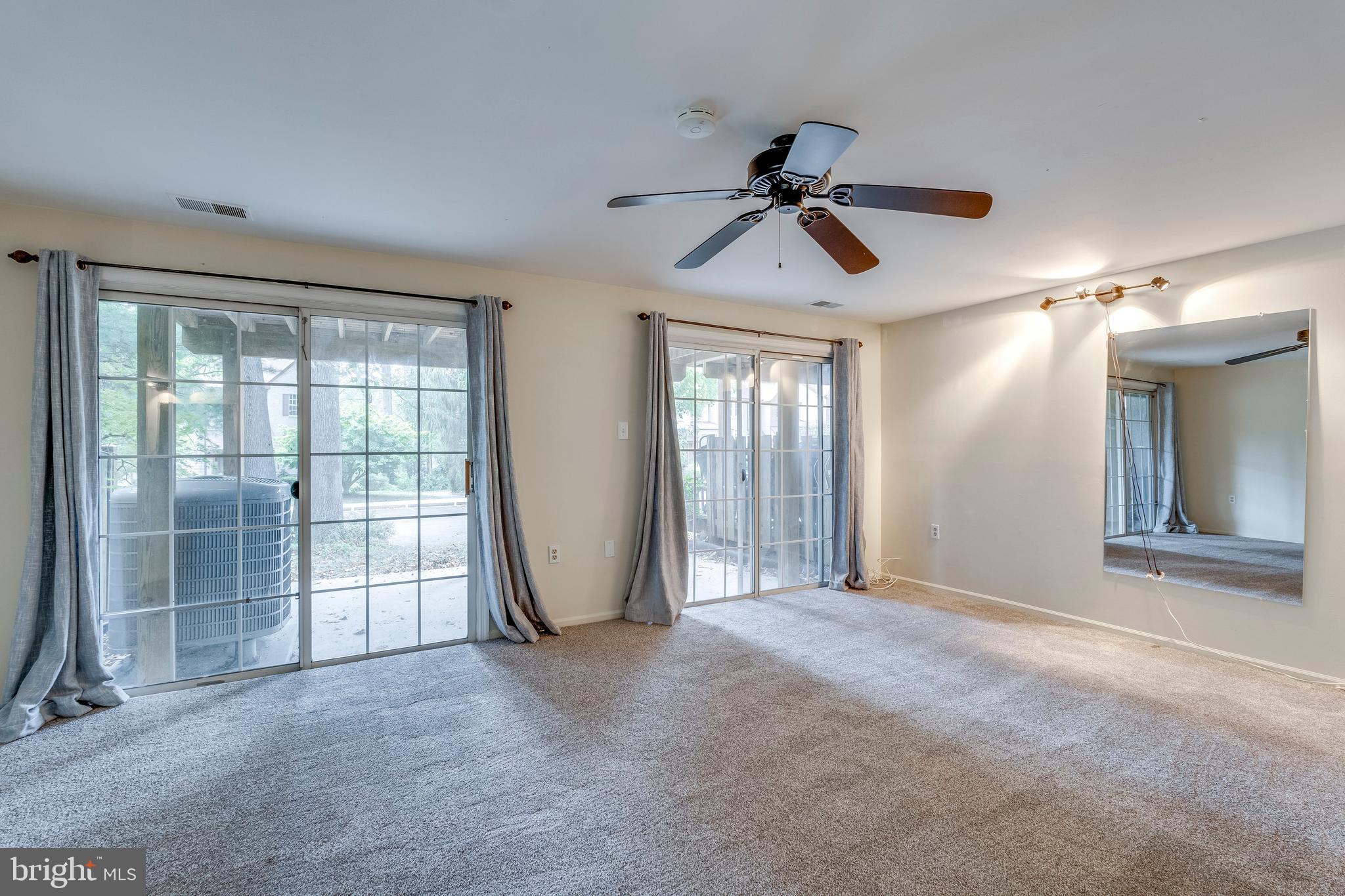 VILLAGE OF OWEN BROWN - Residential