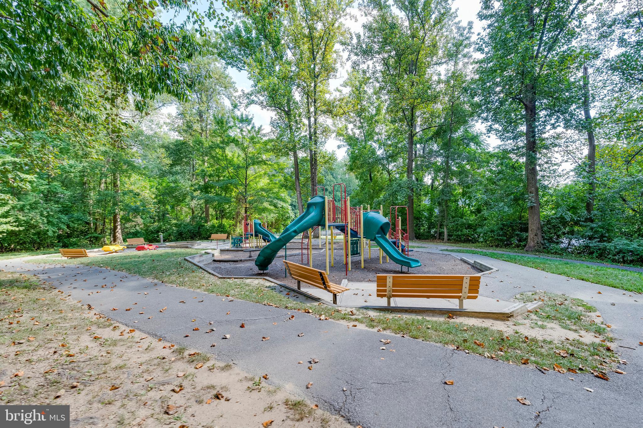 VILLAGE OF OWEN BROWN - Residential