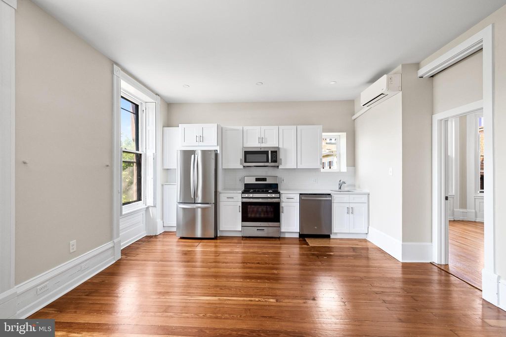 Photo of 2311 Green Street #2F, PHILADELPHIA, PA 19130 (MLS # PAPH2580158)