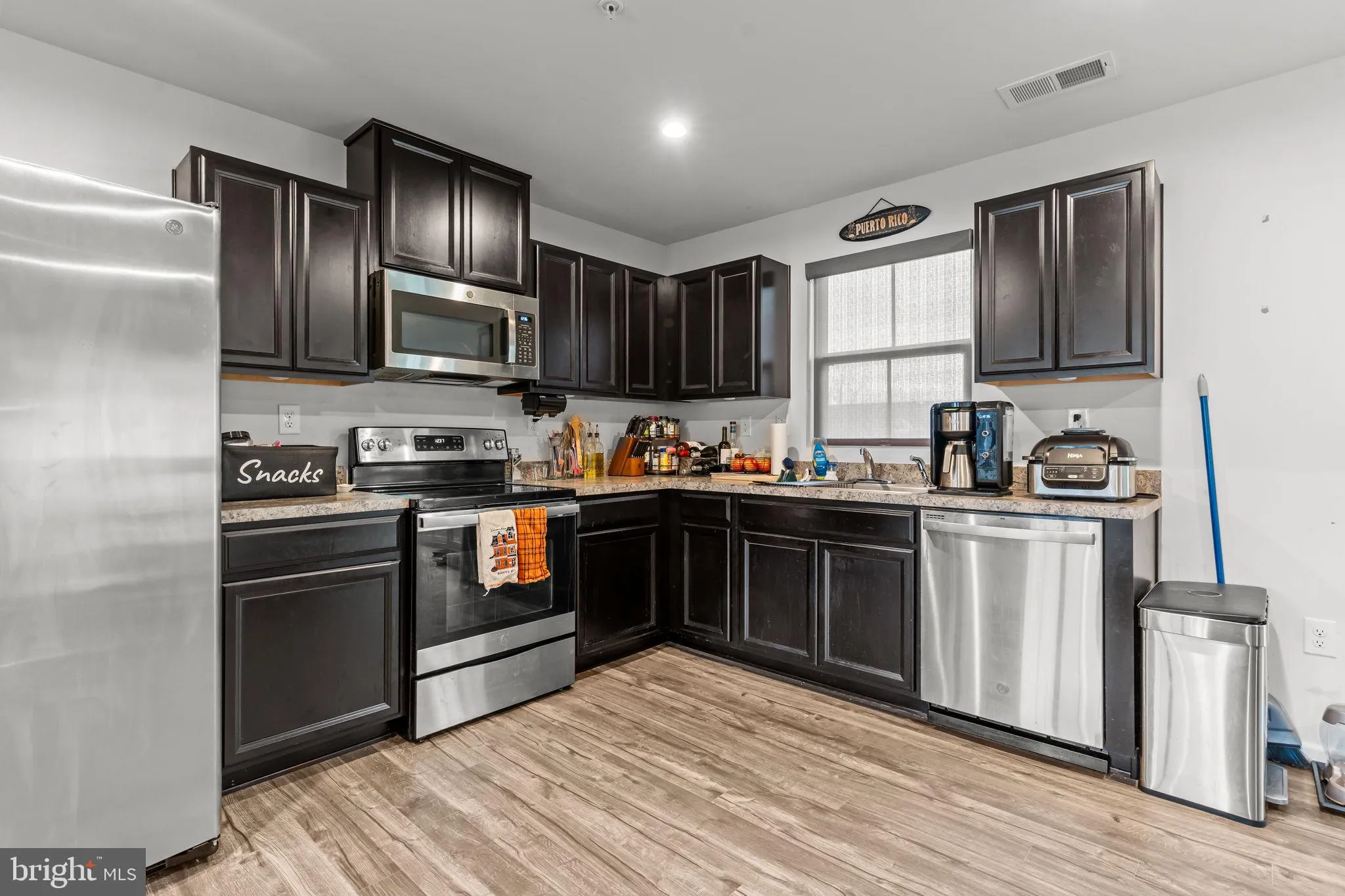 Gilbertsville, Pennsylvania 19525, United States, 3 Bedrooms Bedrooms, ,3 BathroomsBathrooms,Residential,Active,241293