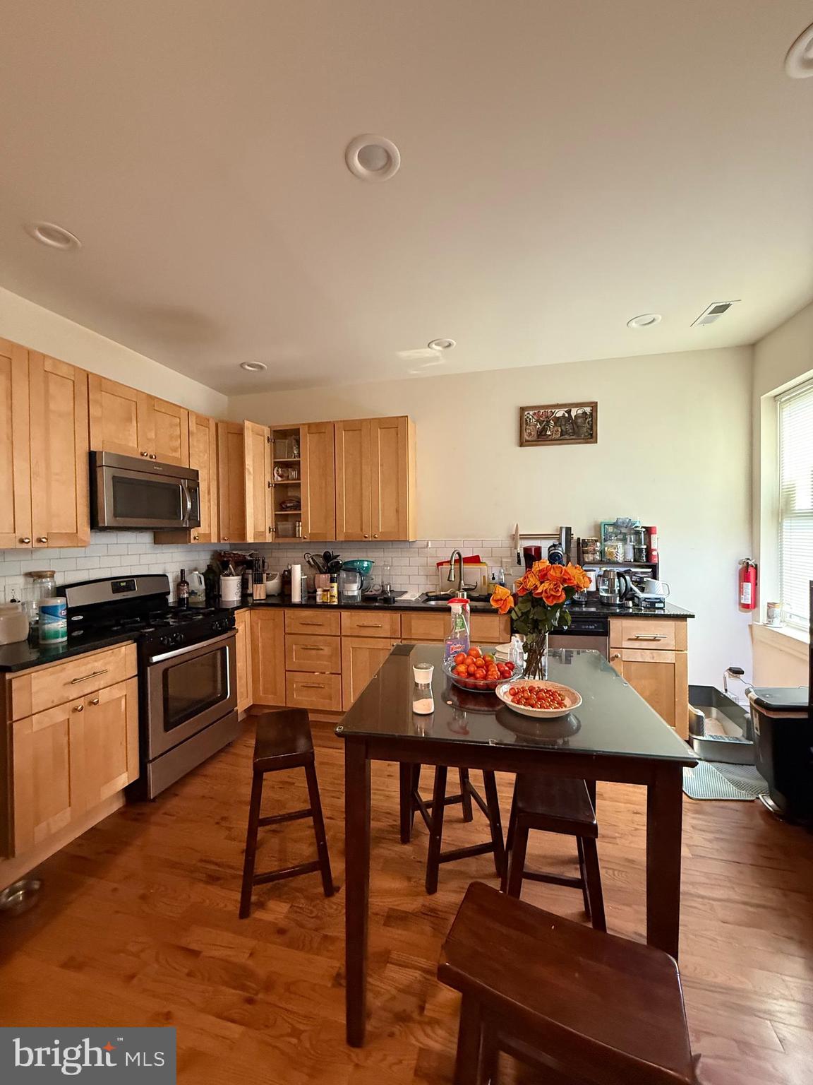 741 S 3RD STREET