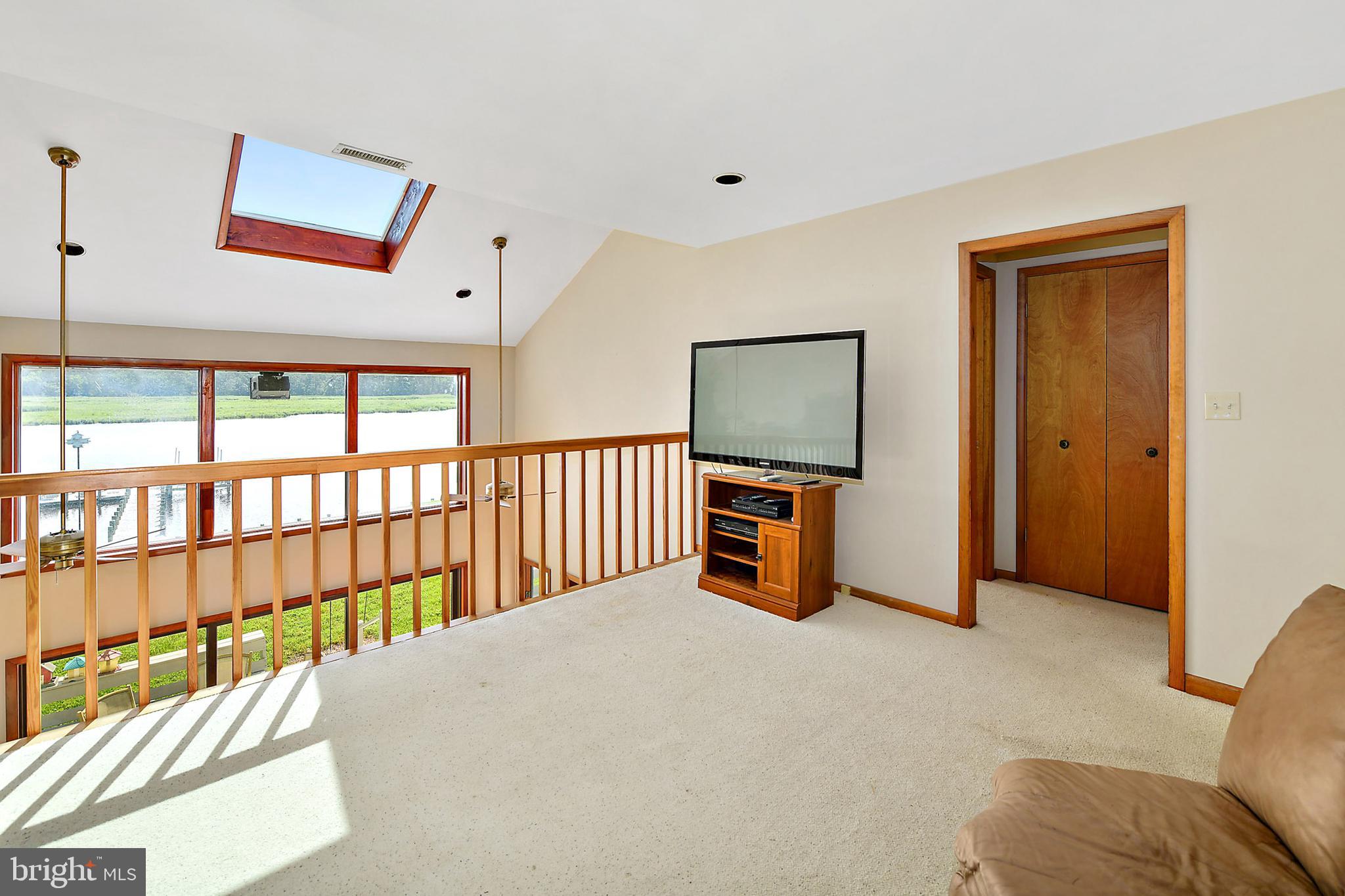 GREEN HILL VILLAGE - Residential