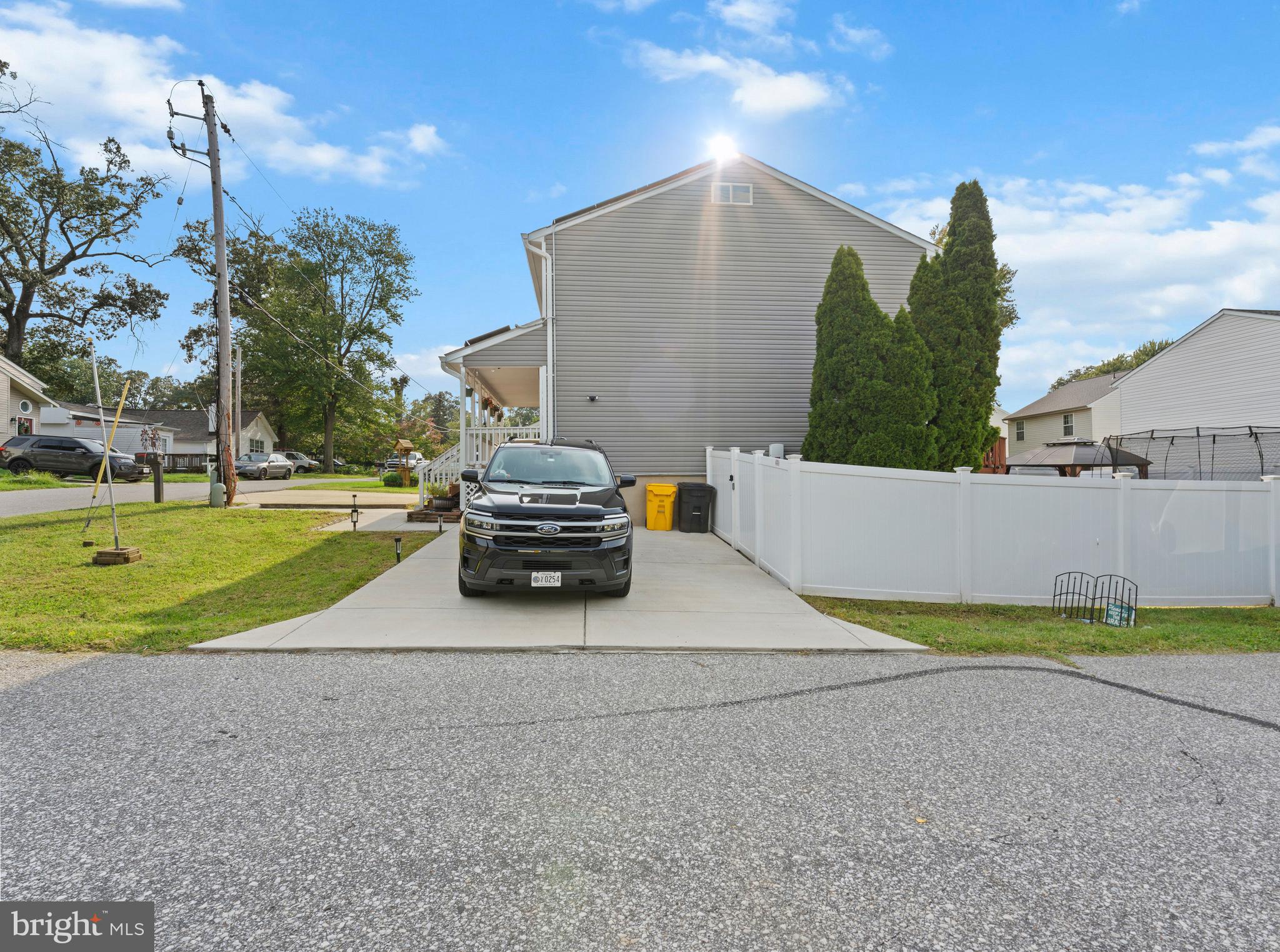 818 205TH STREET