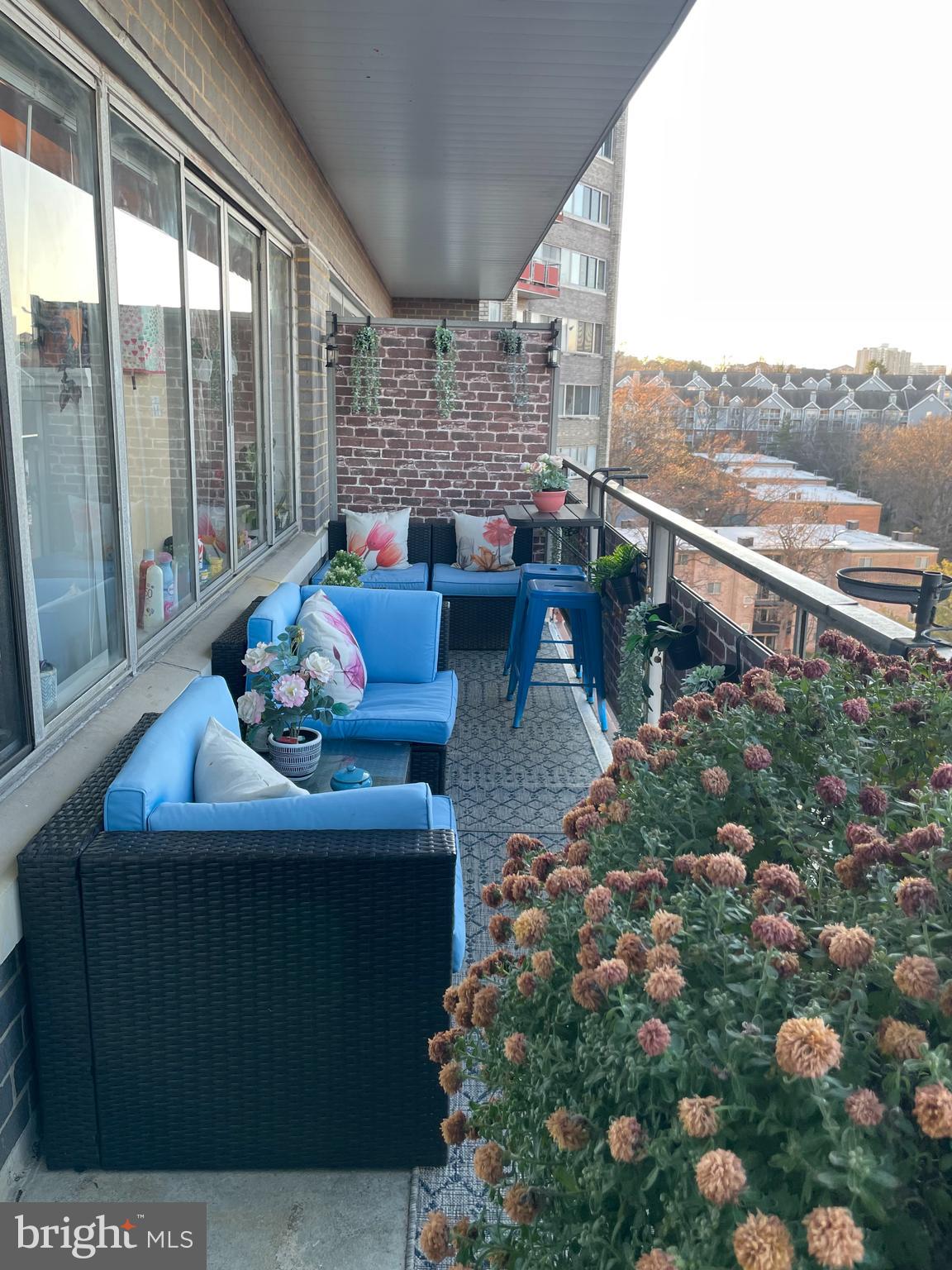 PAVILION ON THE PARK - Residential Lease