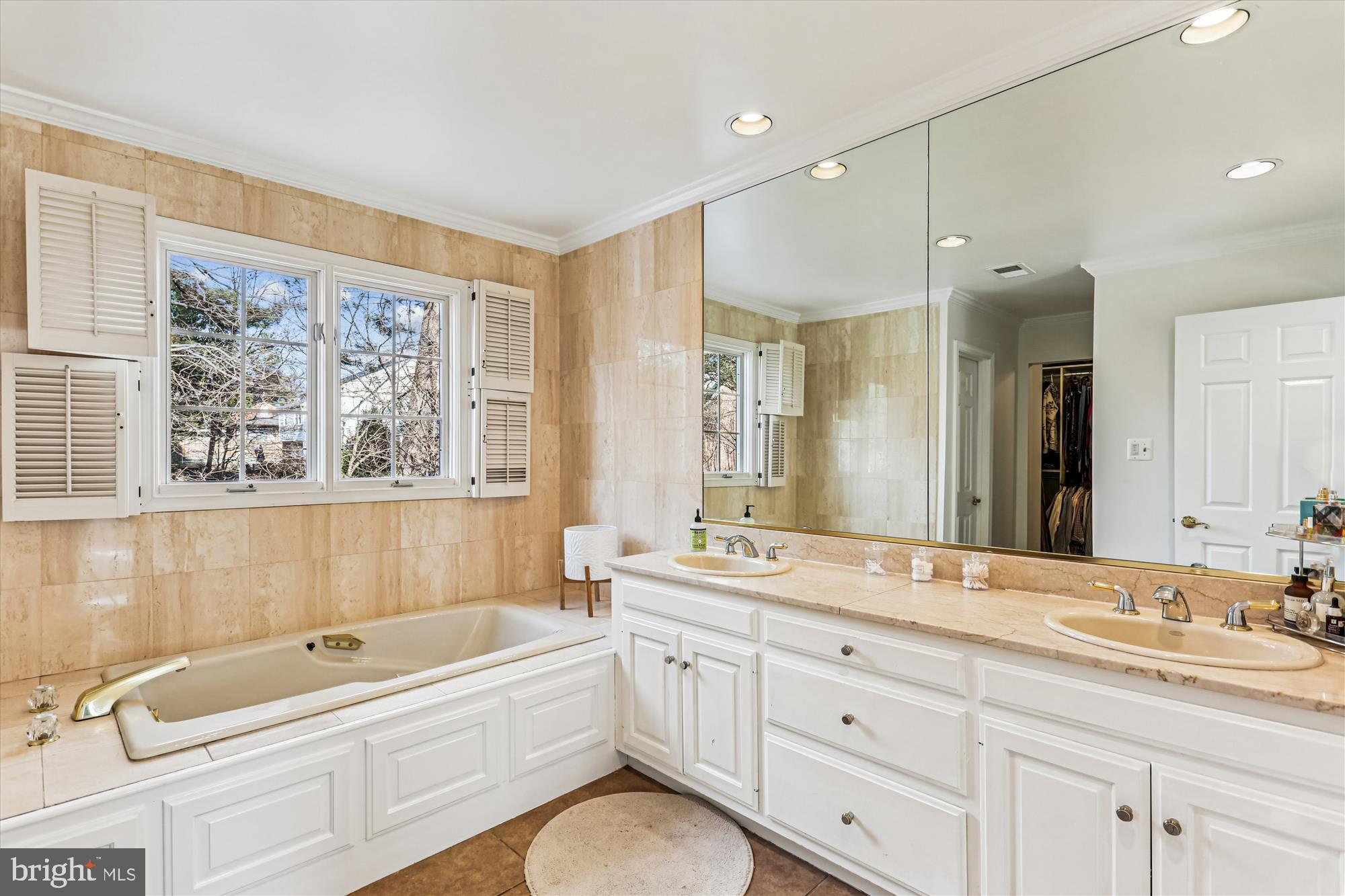 ROCK CREEK HILLS - Residential