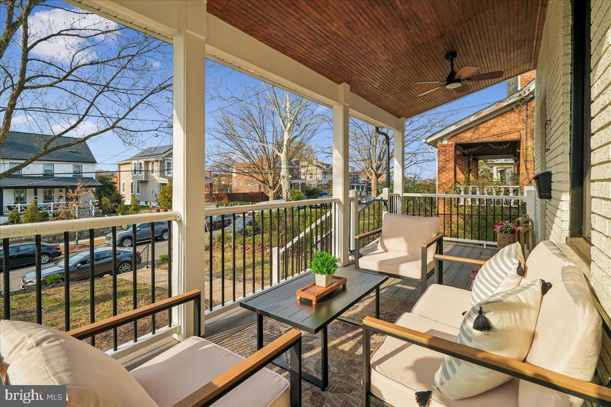 17 LONGFELLOW STREET NW