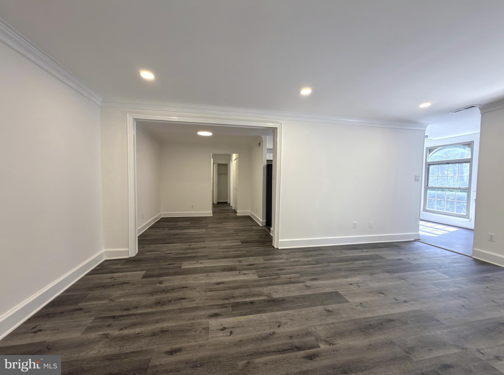 WOODBURN VILLAGE - Residential