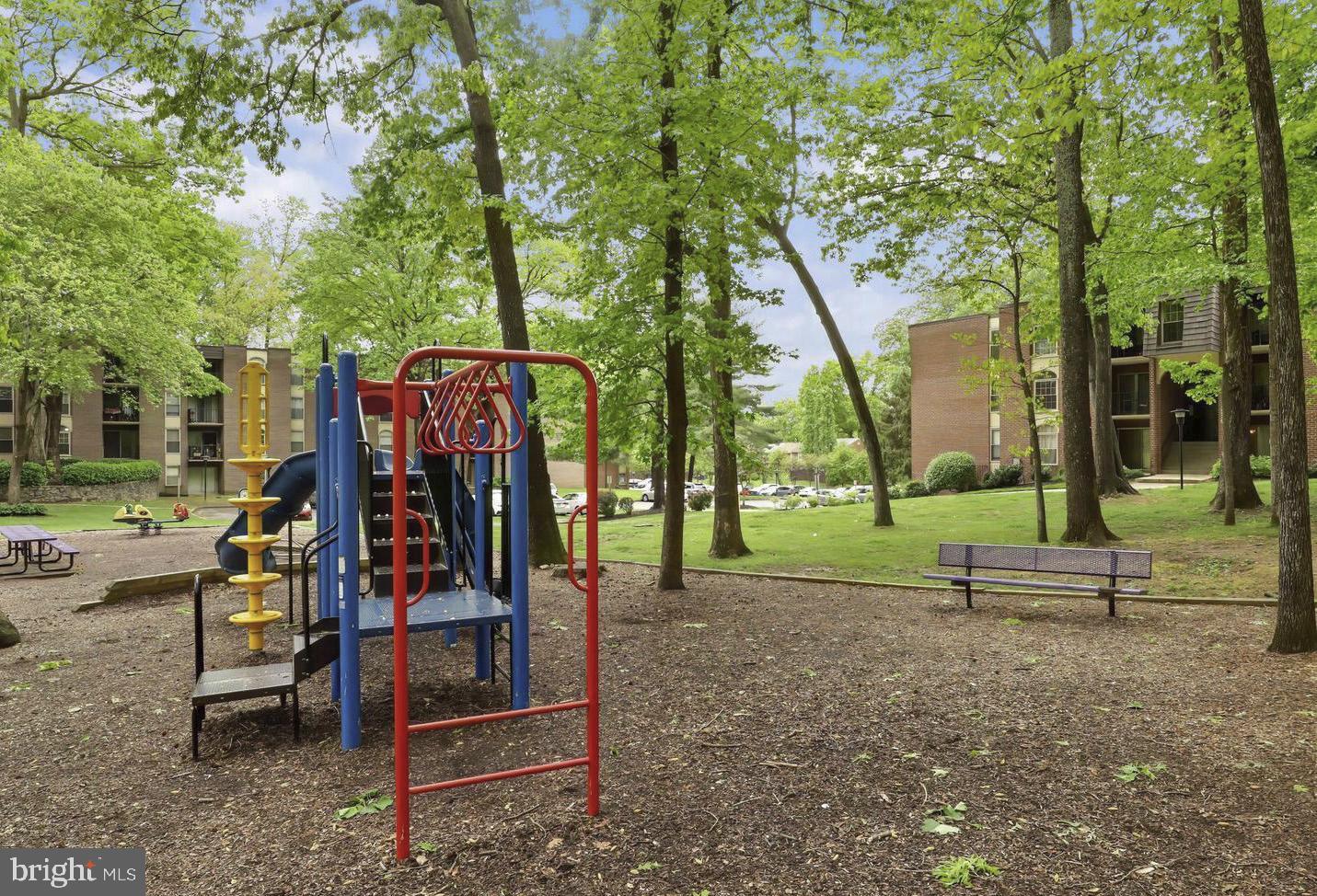 WOODBURN VILLAGE - Residential