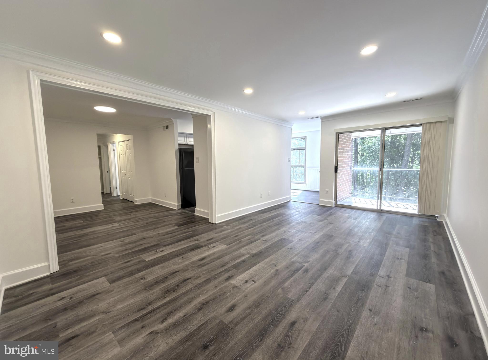 WOODBURN VILLAGE - Residential