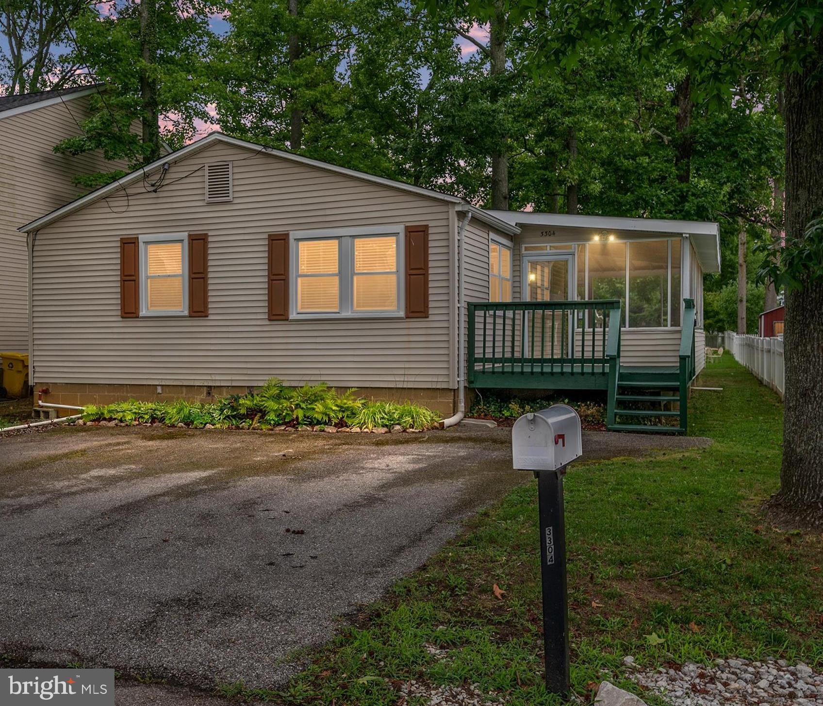 OYSTER HARBOR - Residential