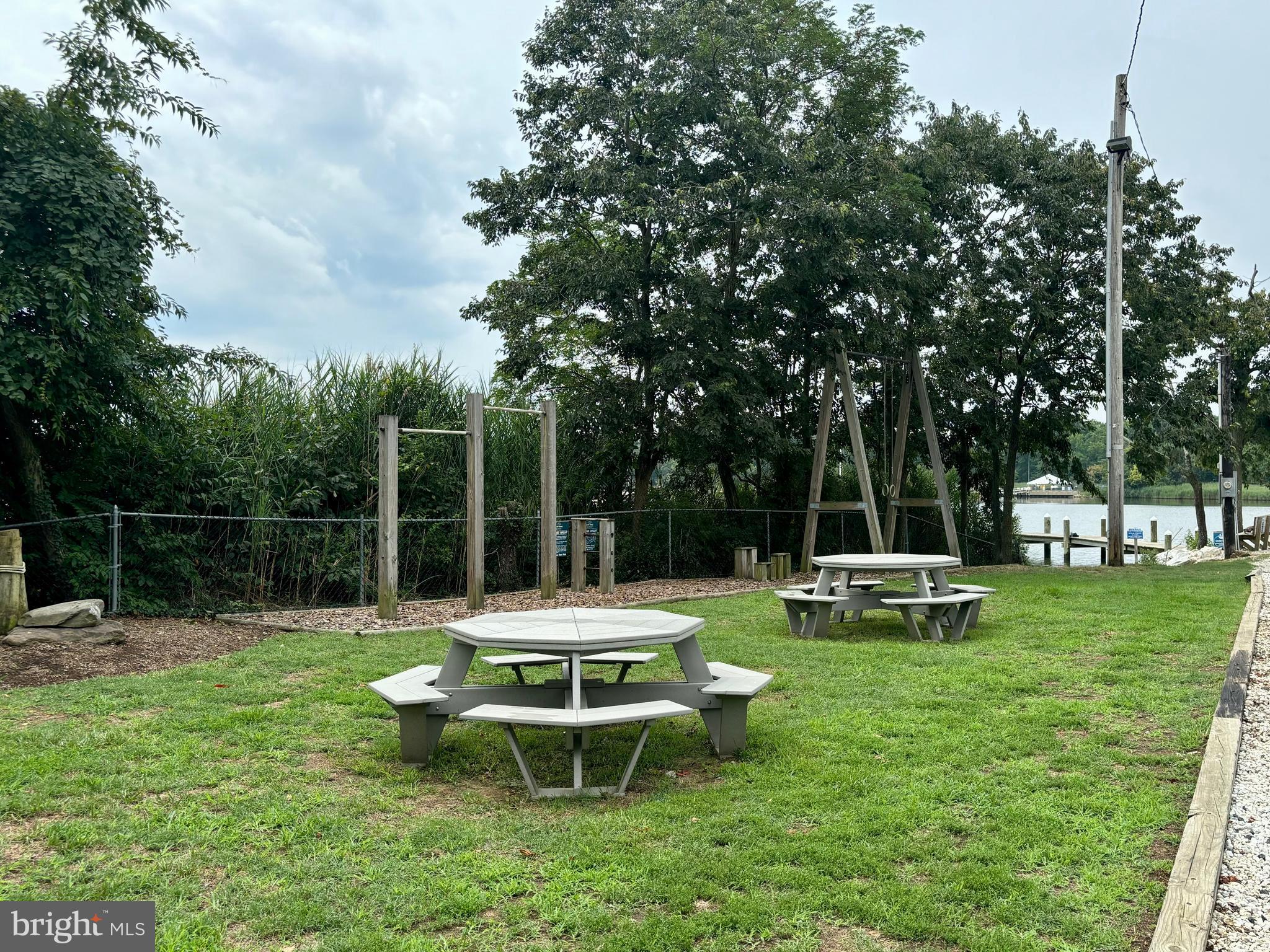 OYSTER HARBOR - Residential