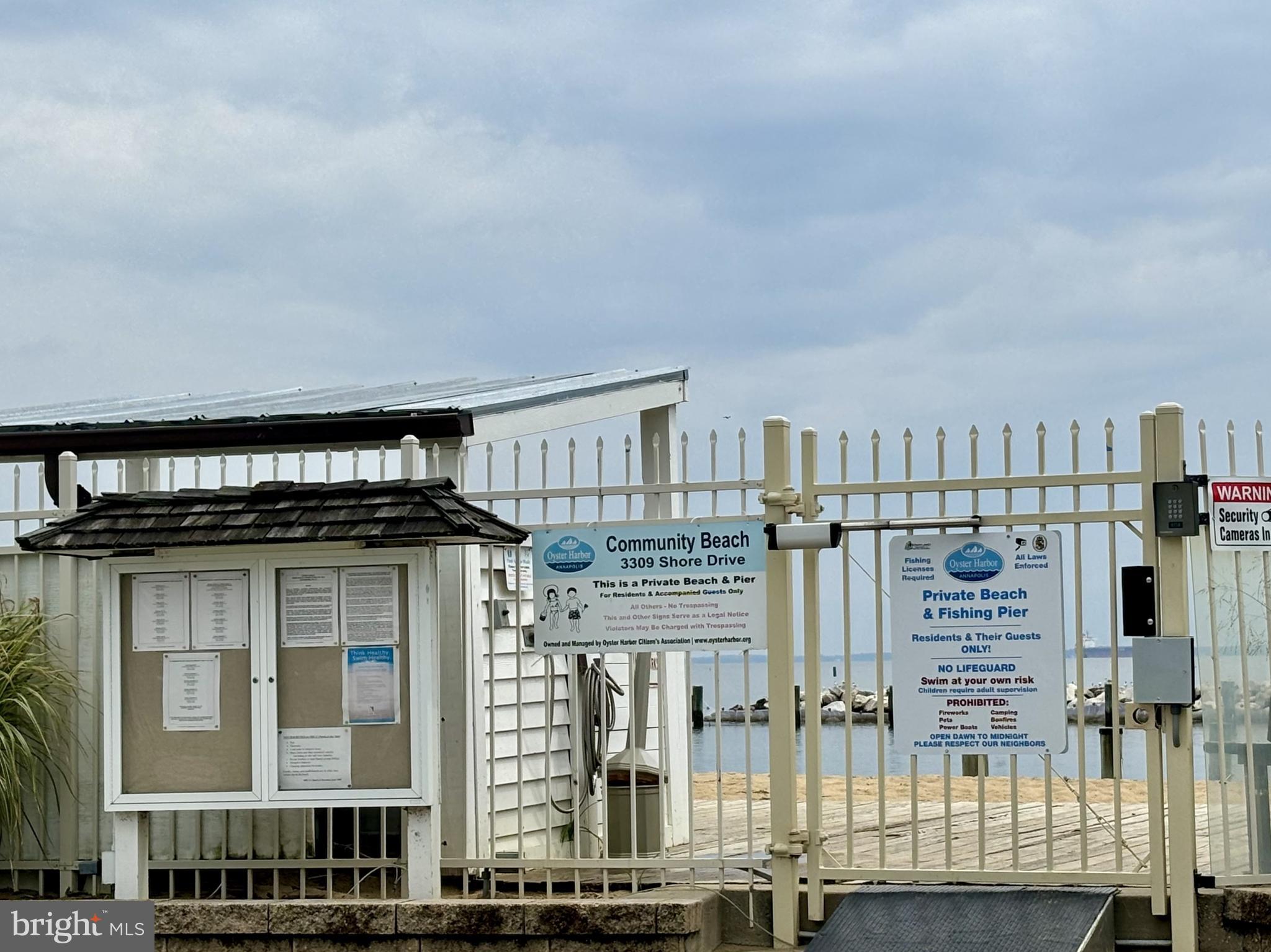 OYSTER HARBOR - Residential