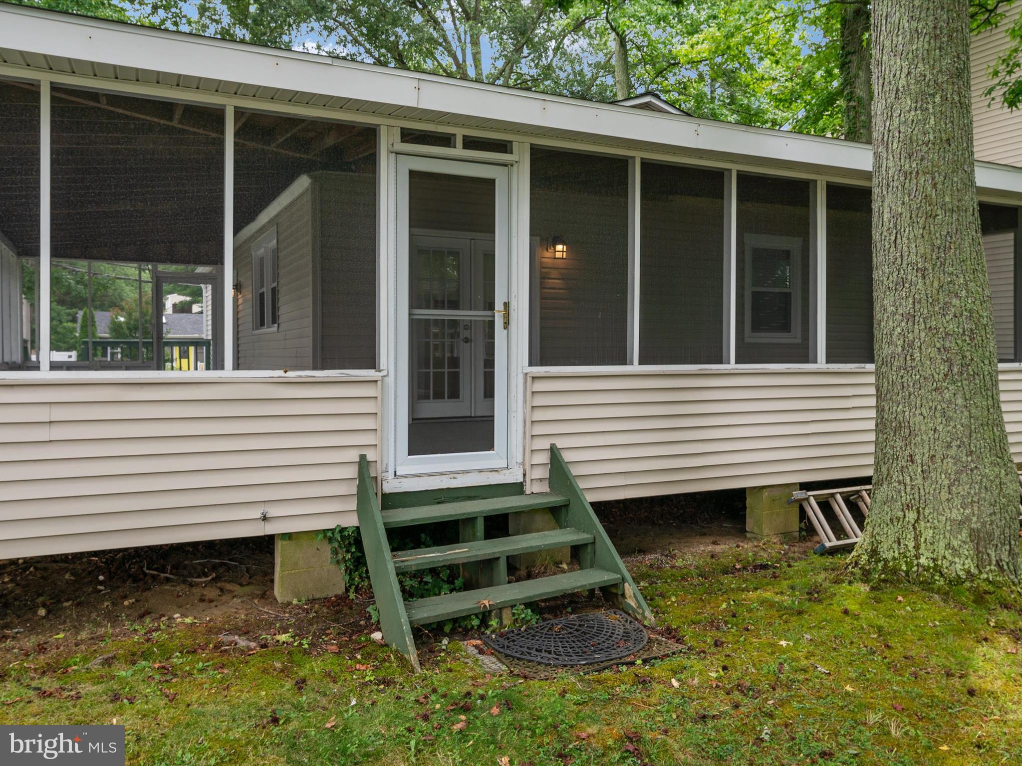 OYSTER HARBOR - Residential