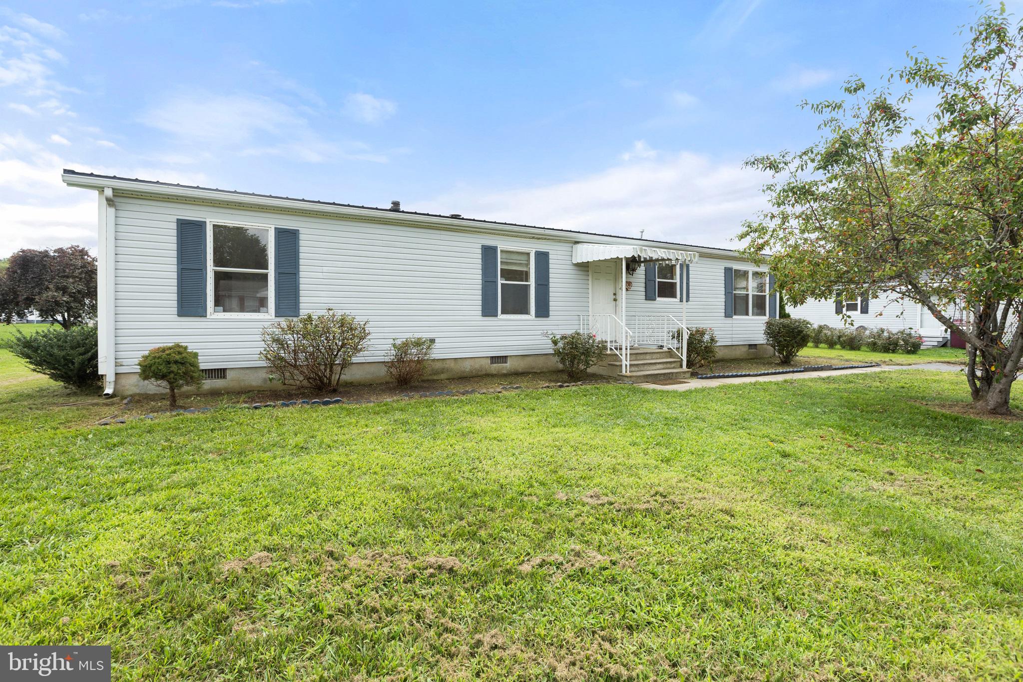 202 PERSIMMON CIRCLE
