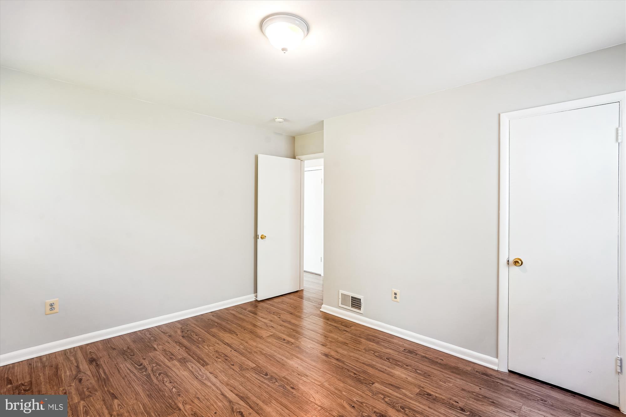 BEALLS - Residential Lease