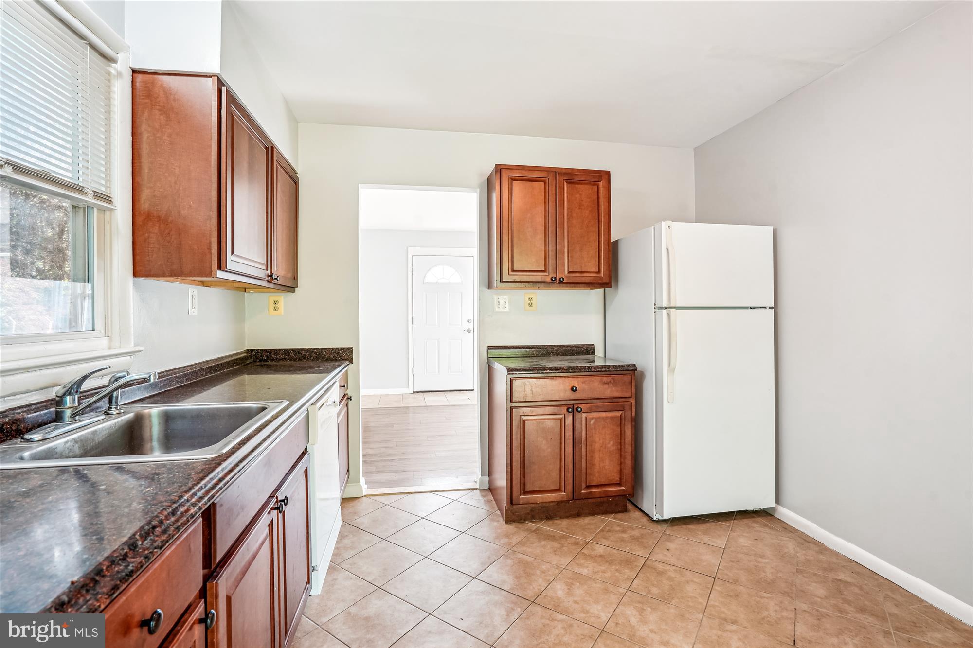 BEALLS - Residential Lease