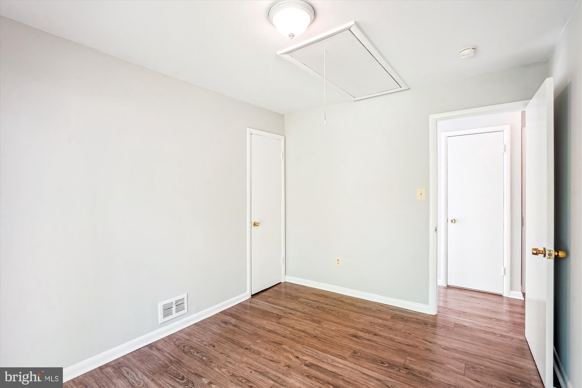 BEALLS - Residential Lease