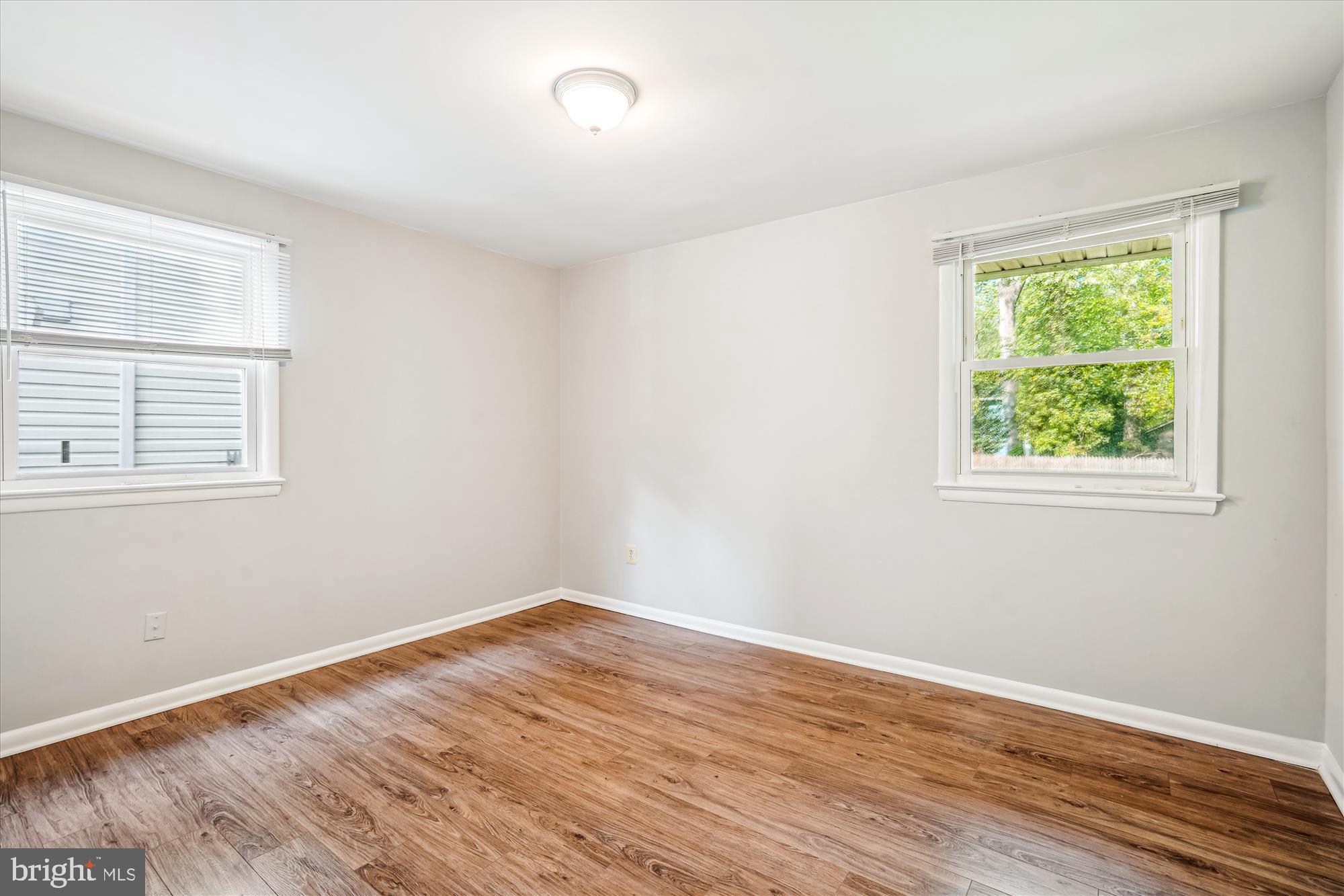 BEALLS - Residential Lease