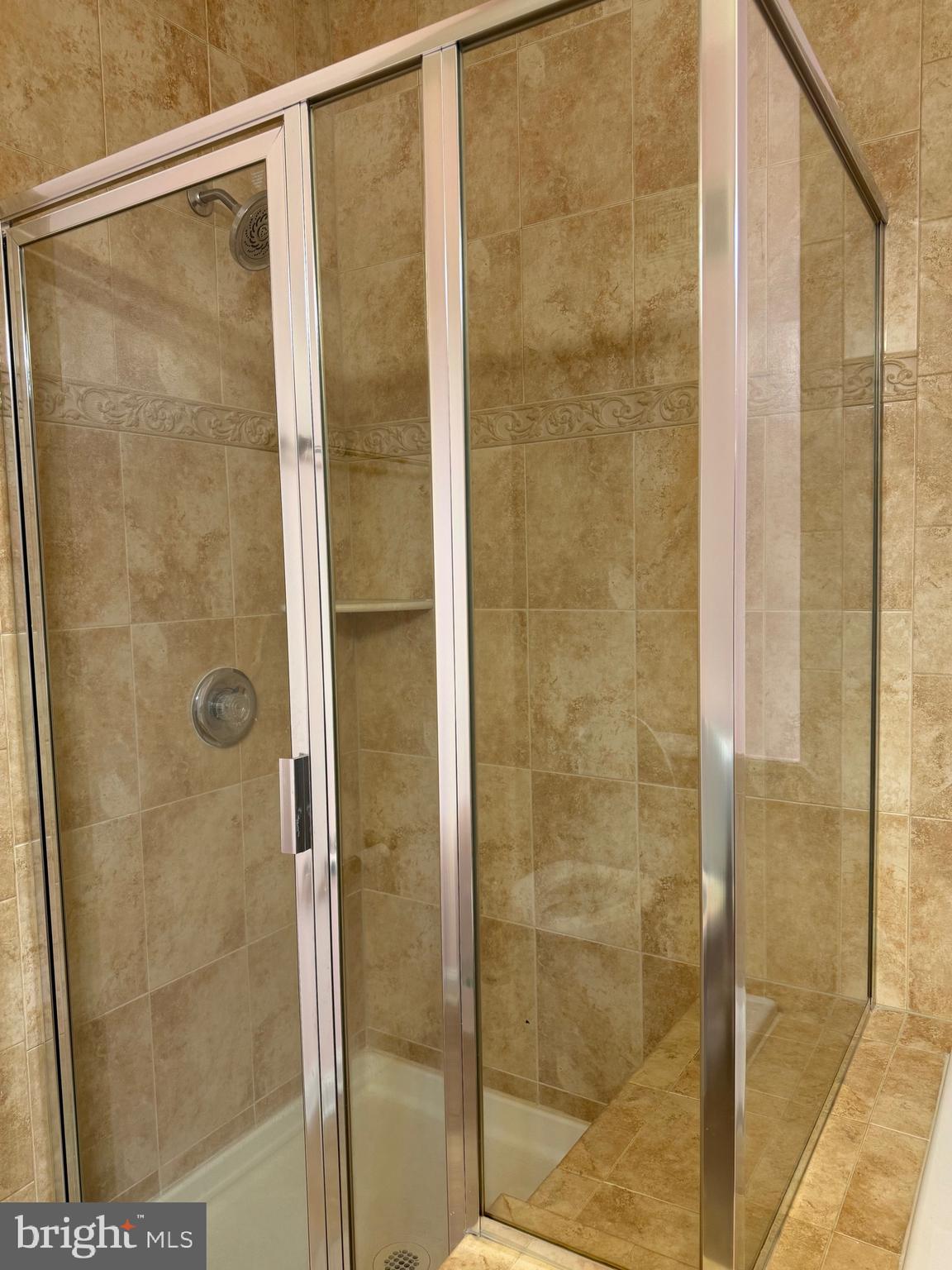 CARROLLS CREEK - Residential