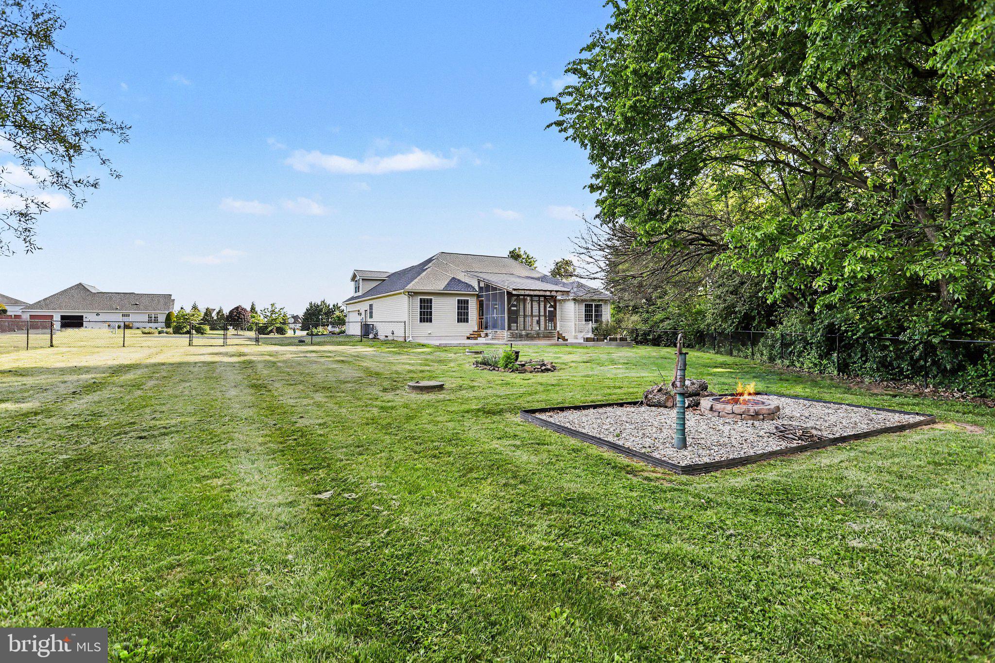 HUNTERS RIDGE - Residential