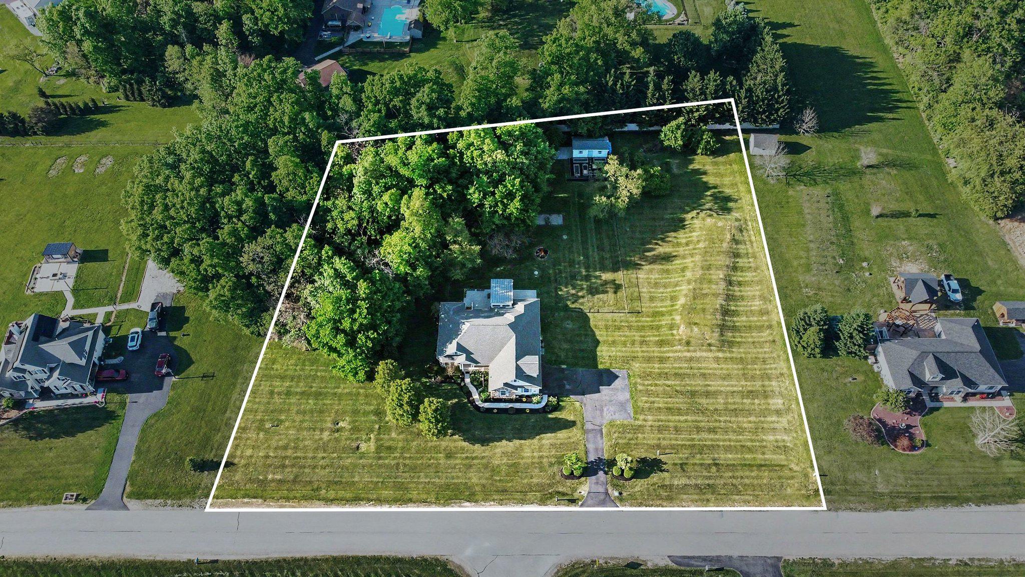 HUNTERS RIDGE - Residential