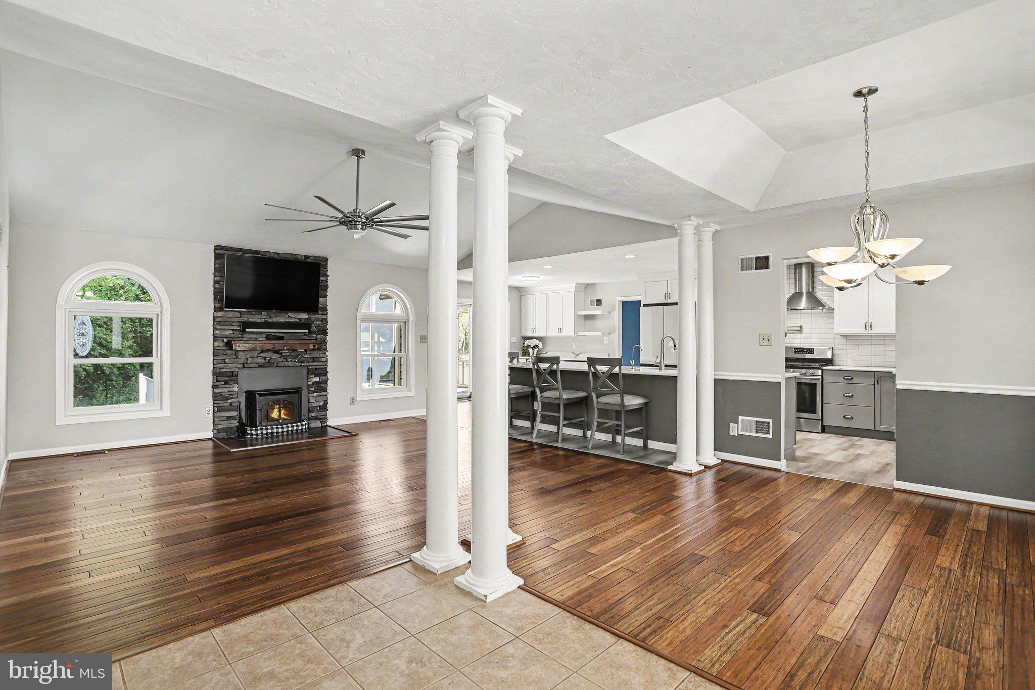 HUNTERS RIDGE - Residential