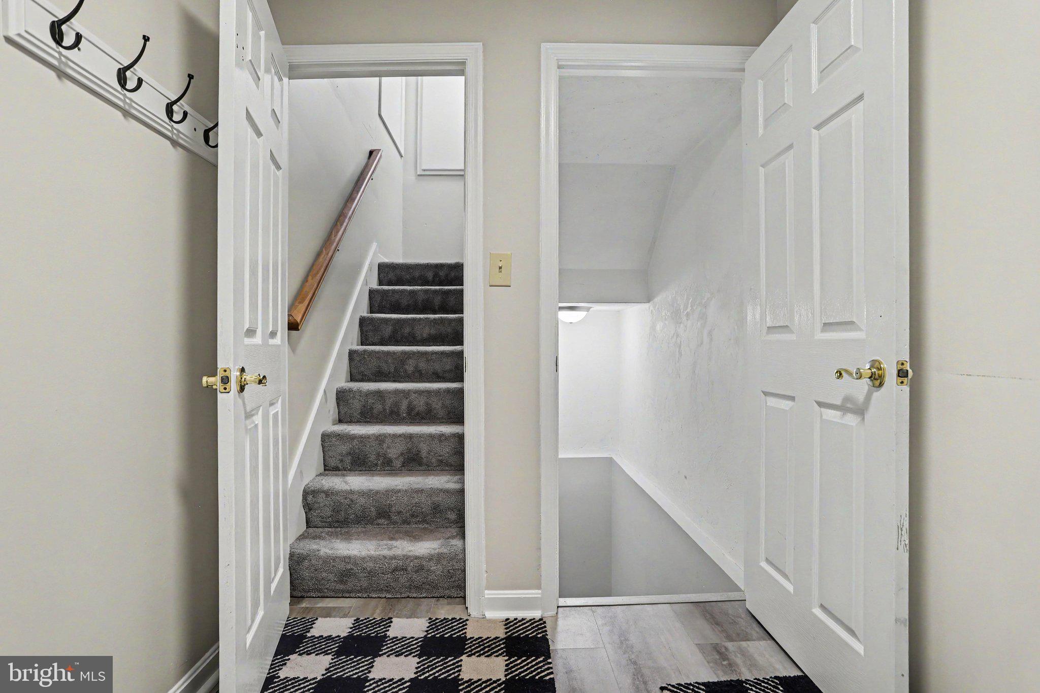 HUNTERS RIDGE - Residential